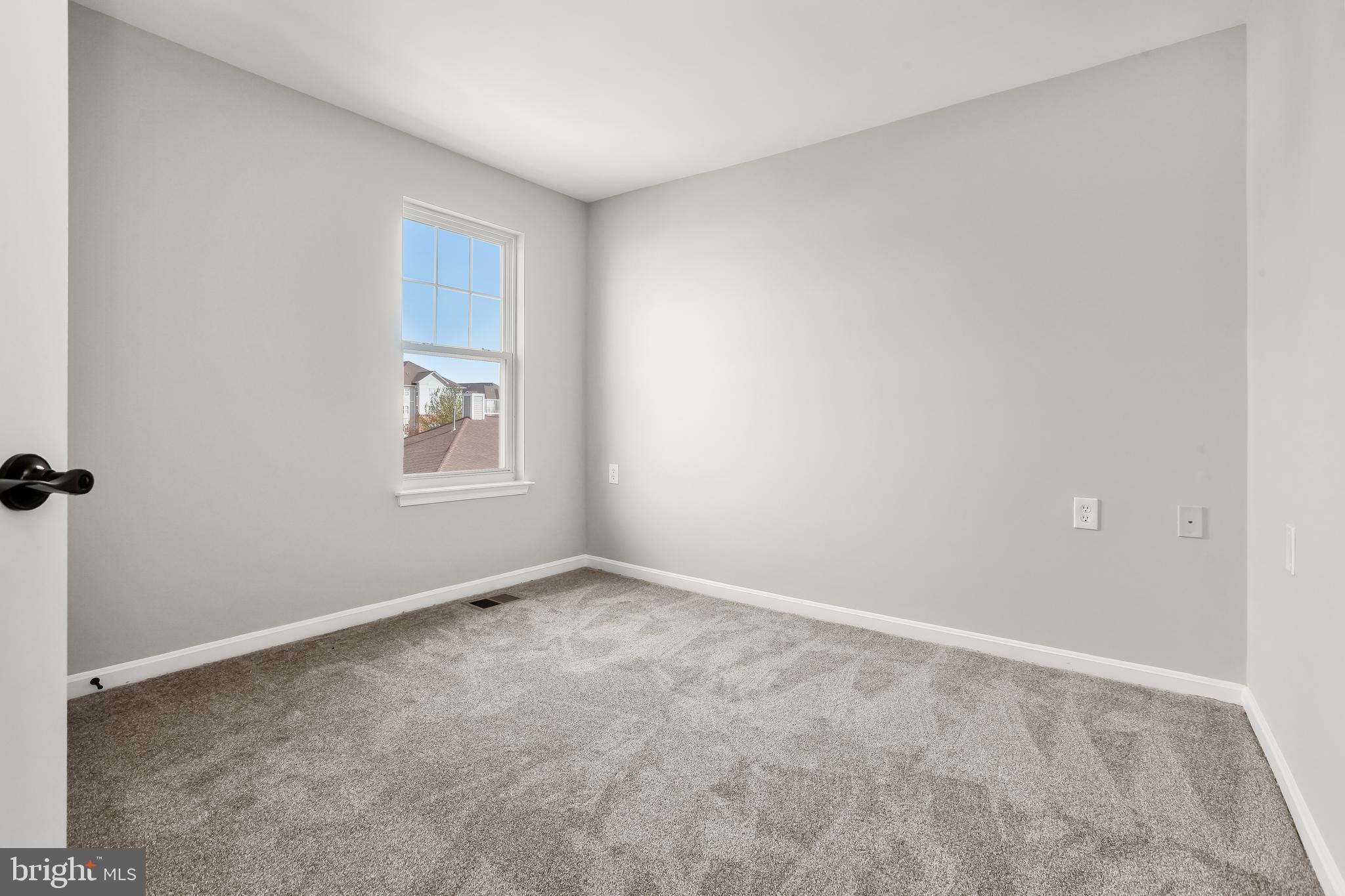 WINDSOR CROSSING - Residential