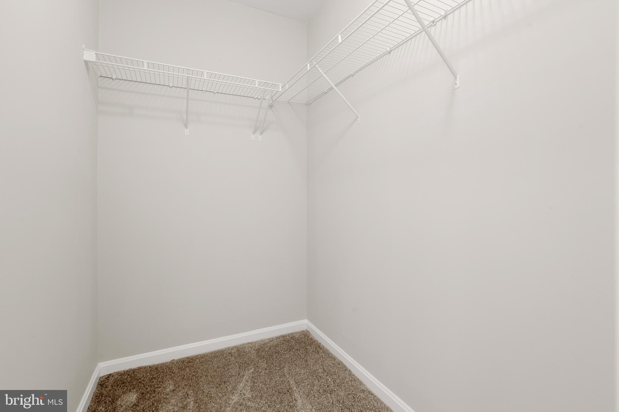 WINDSOR CROSSING - Residential