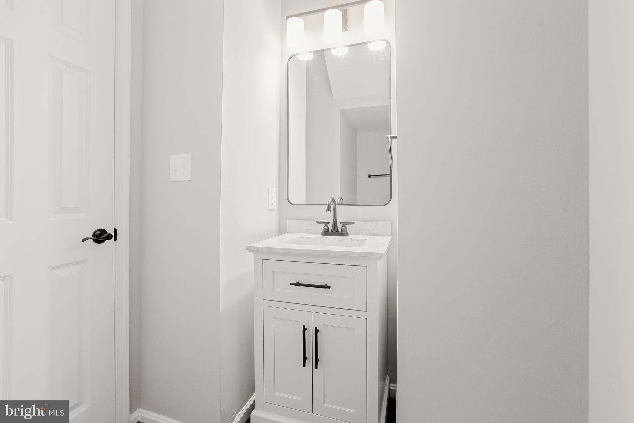 WINDSOR CROSSING - Residential