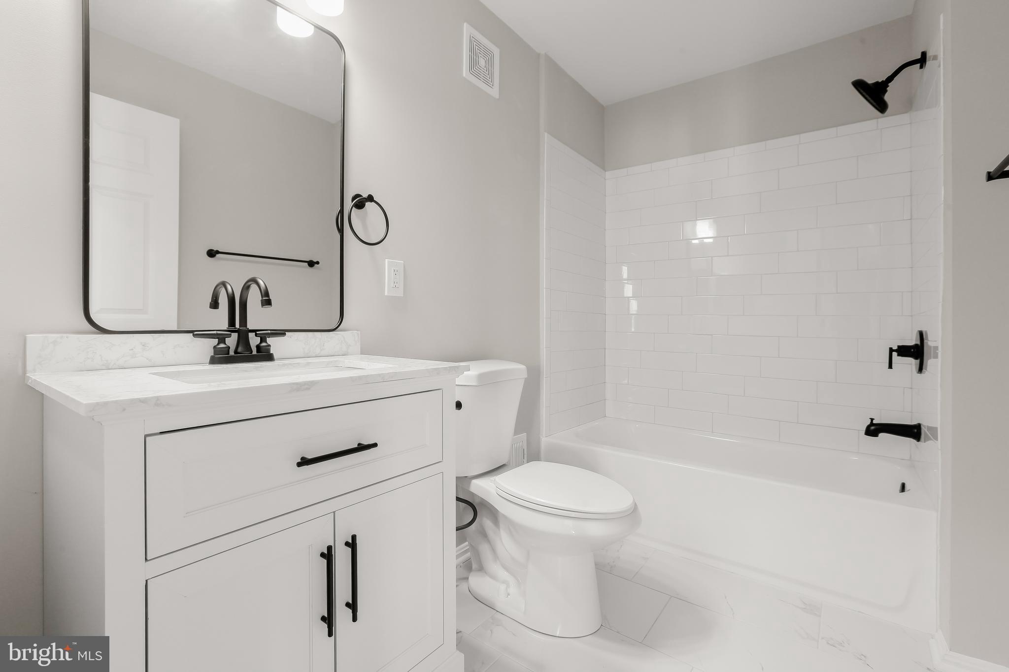 WINDSOR CROSSING - Residential