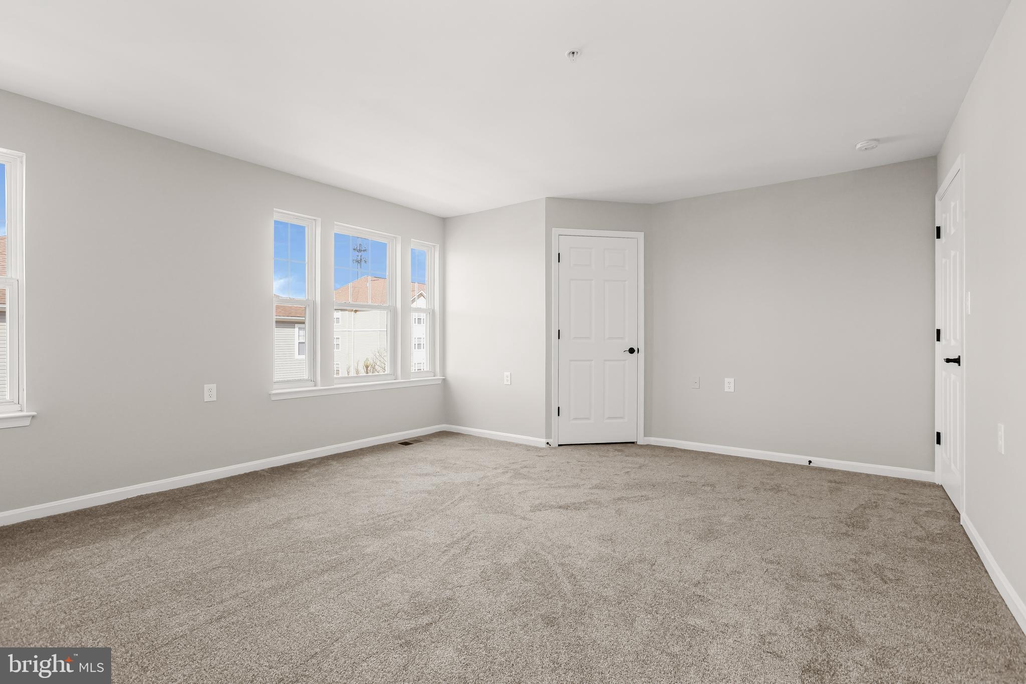 WINDSOR CROSSING - Residential