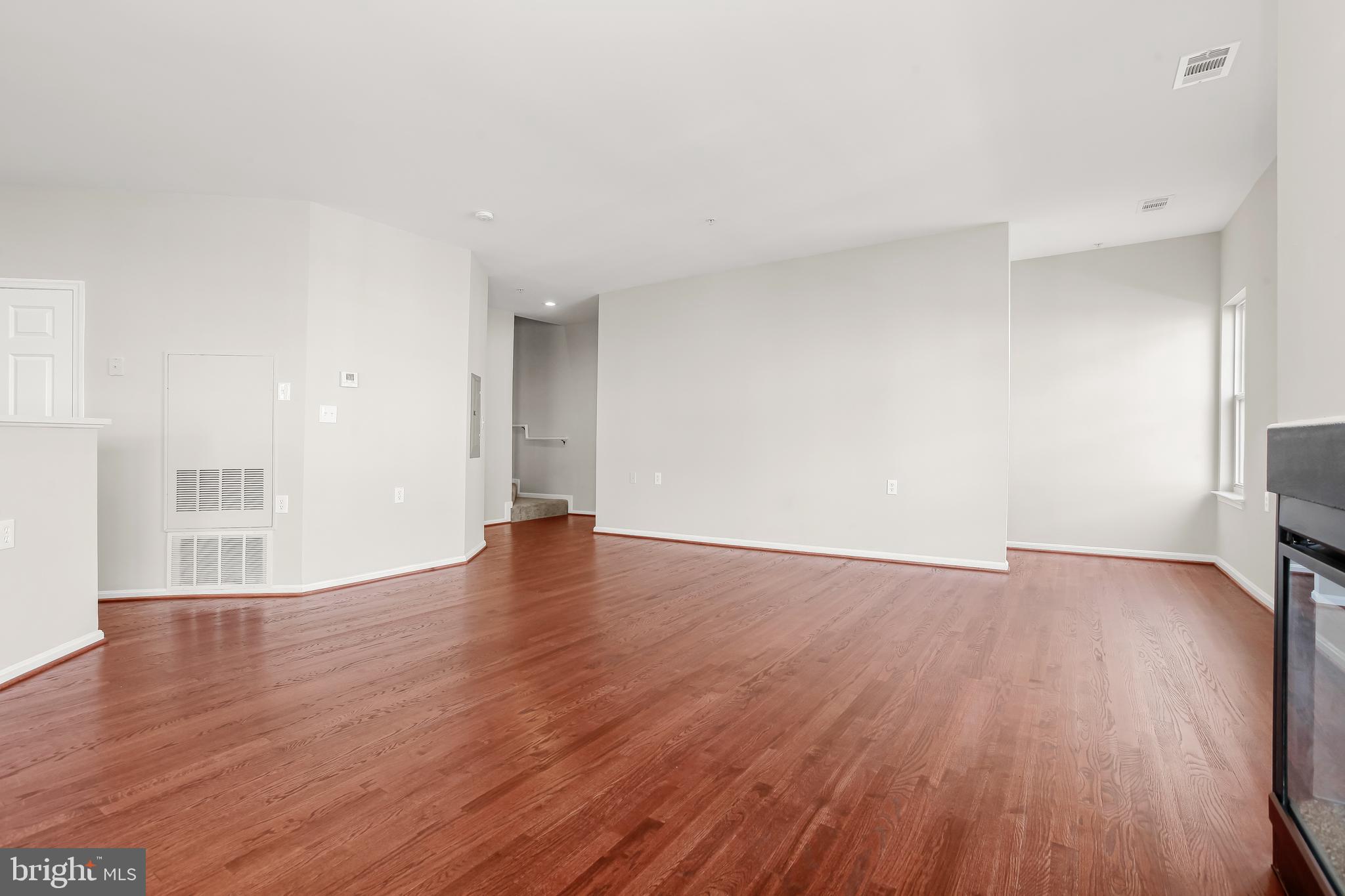 WINDSOR CROSSING - Residential