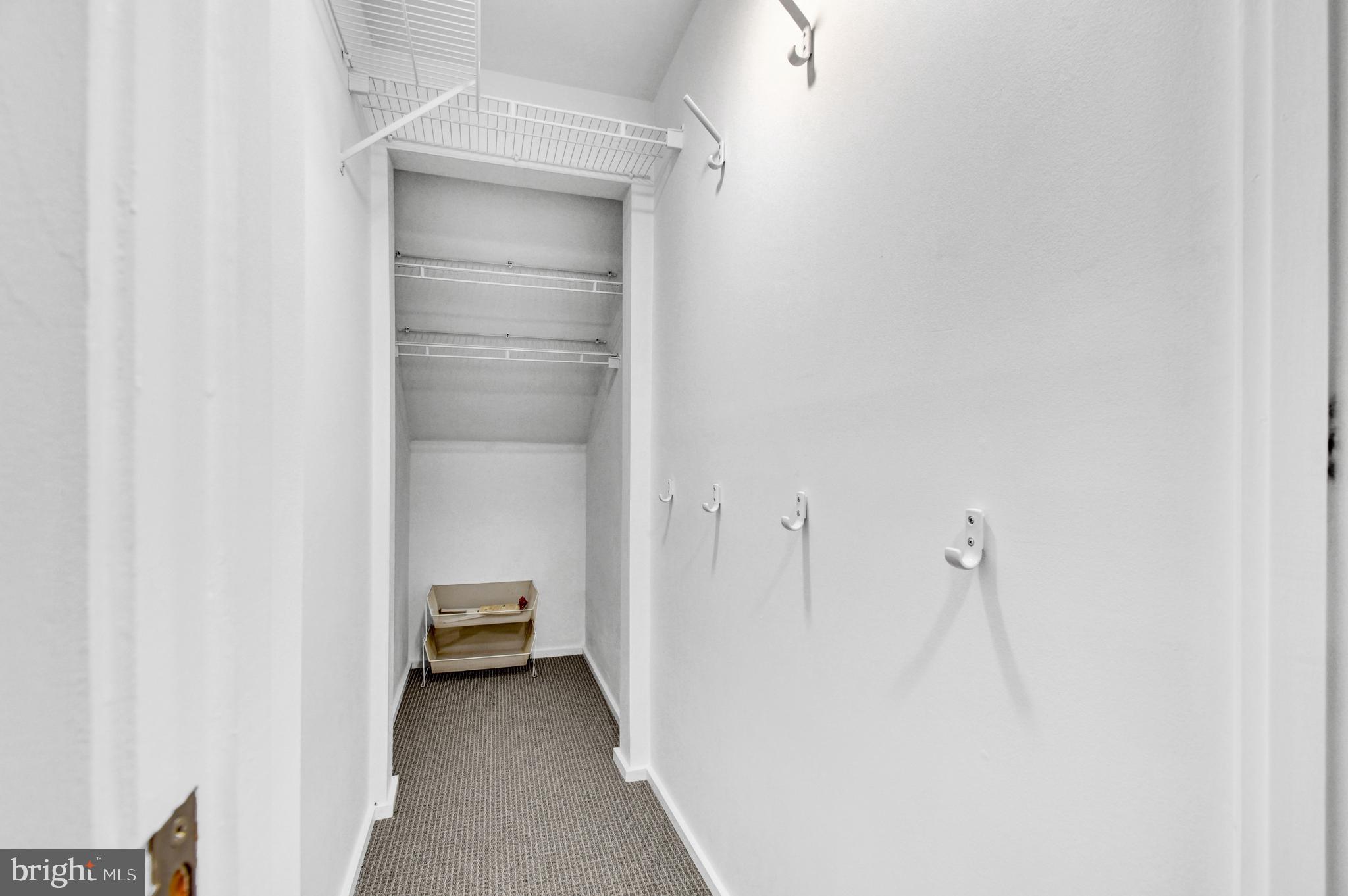 KENWOOD PARK - Residential