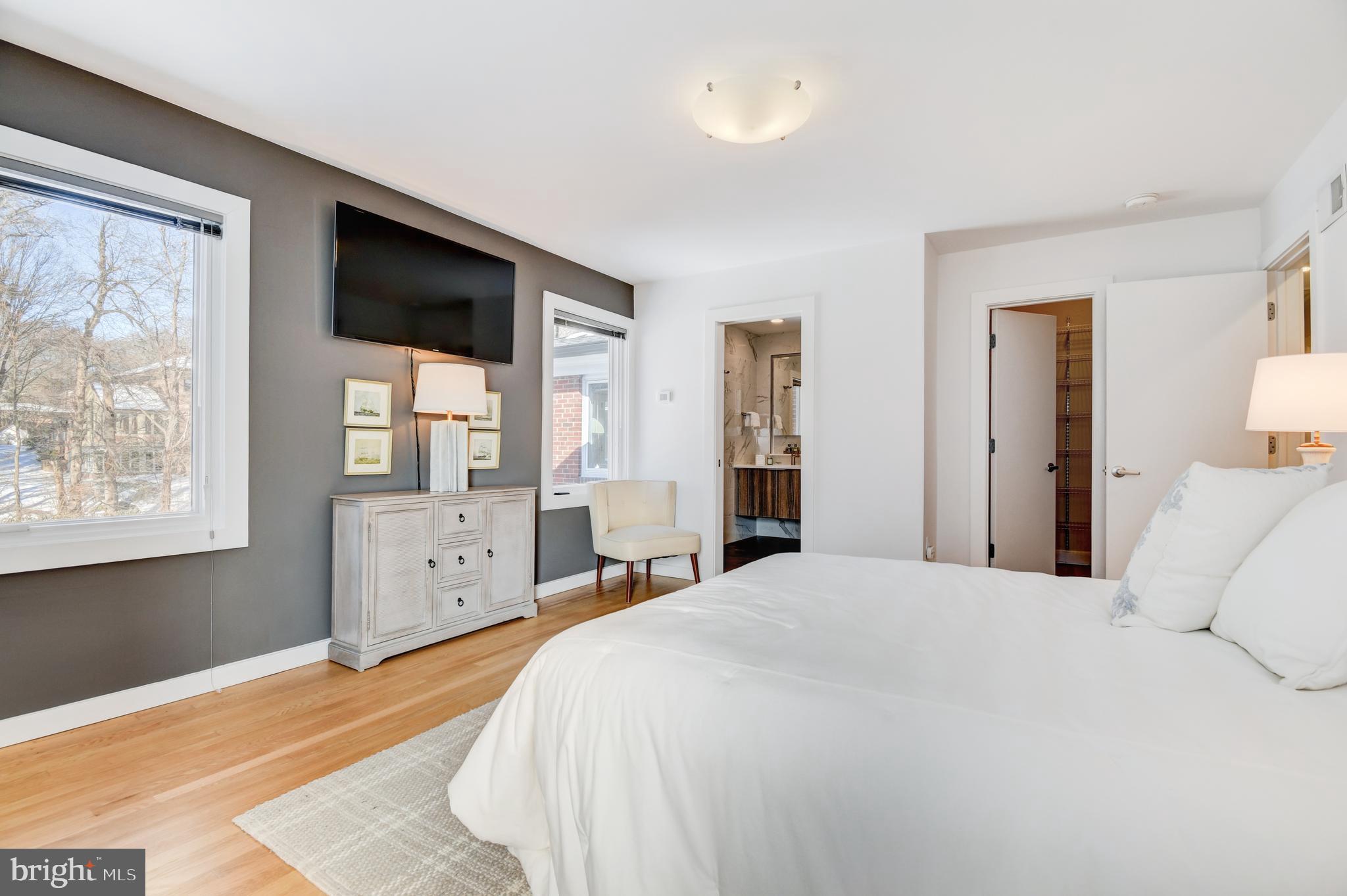 KENWOOD PARK - Residential