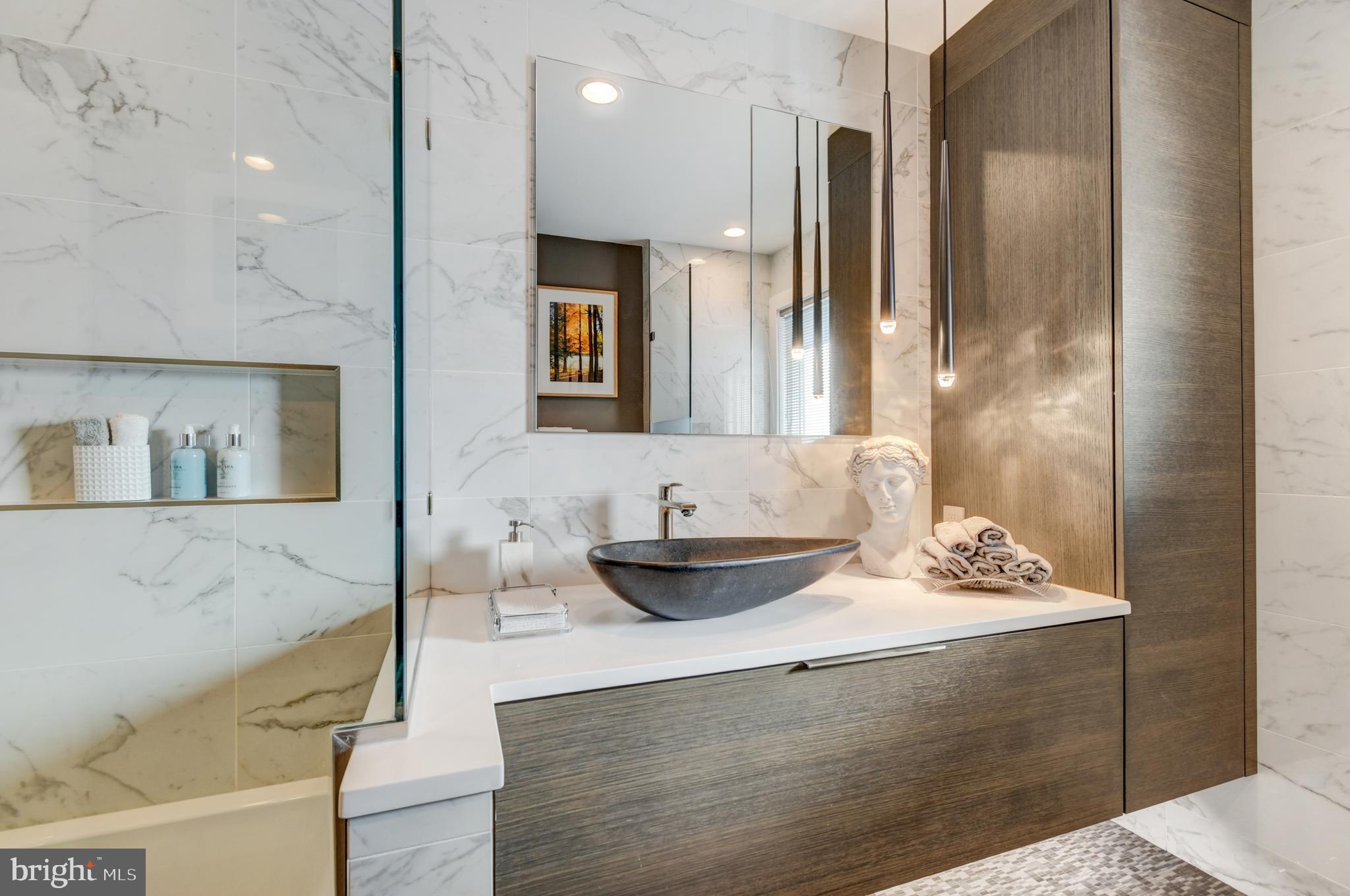 KENWOOD PARK - Residential