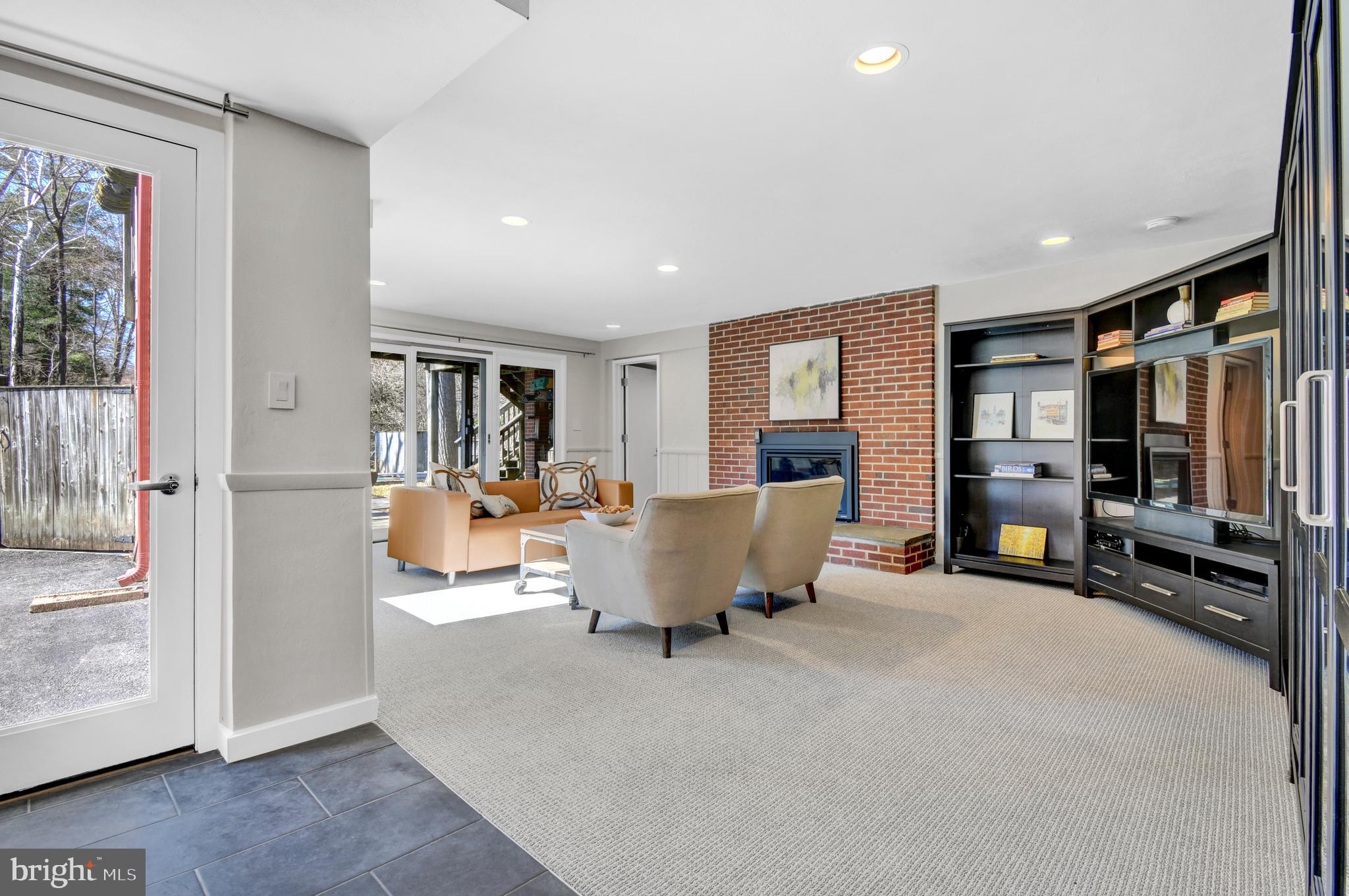 KENWOOD PARK - Residential