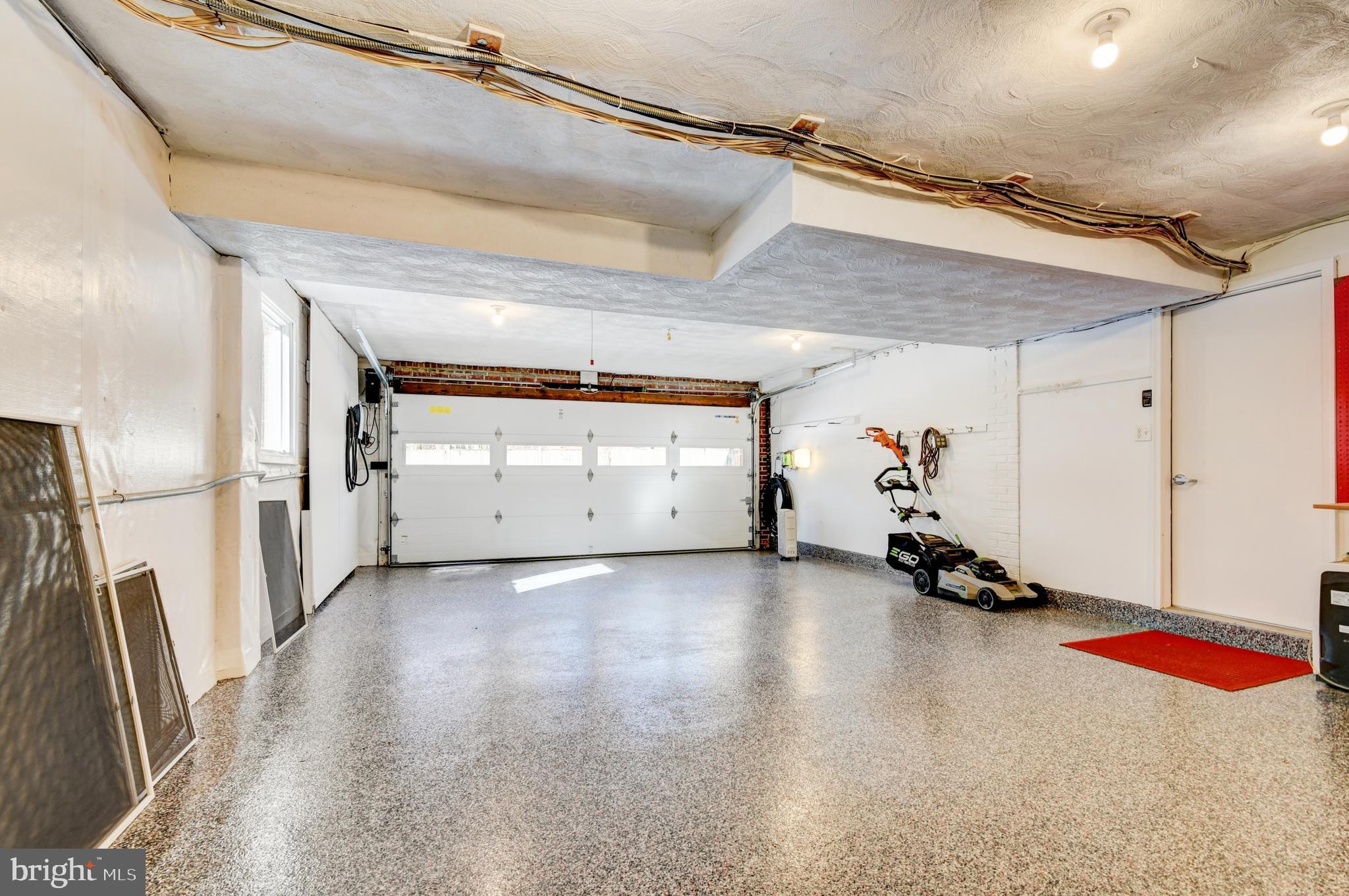 KENWOOD PARK - Residential