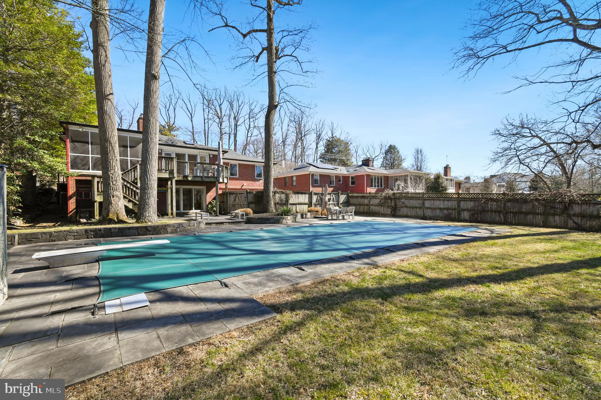 KENWOOD PARK - Residential