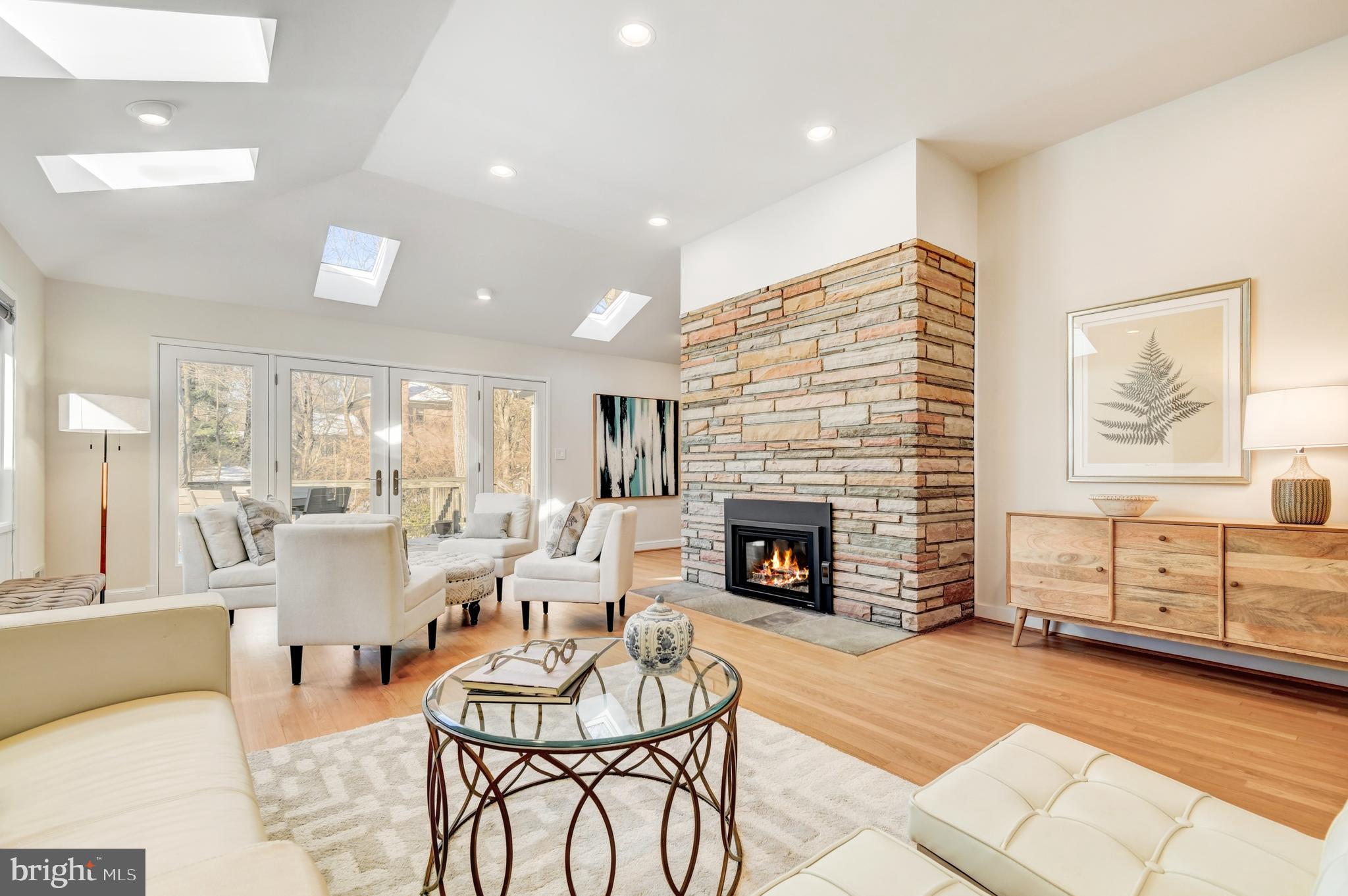 KENWOOD PARK - Residential