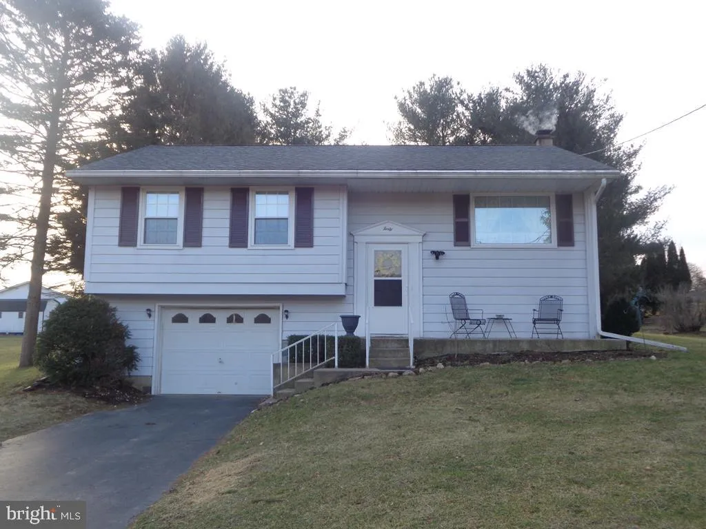 40 Elm Drive, Lewistown, PA 17044