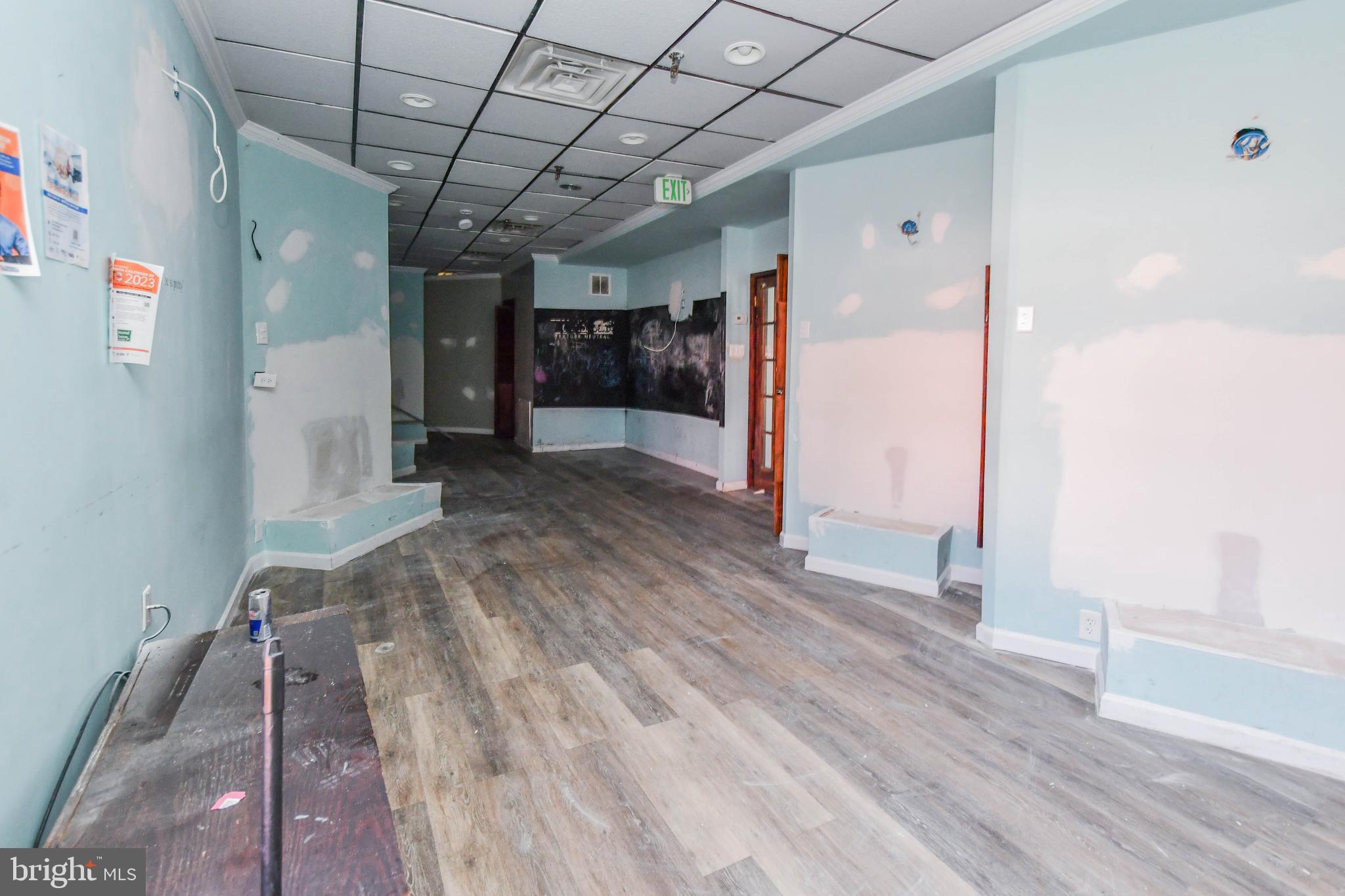 FAIRMOUNT HEIGHTS - Commercial Lease