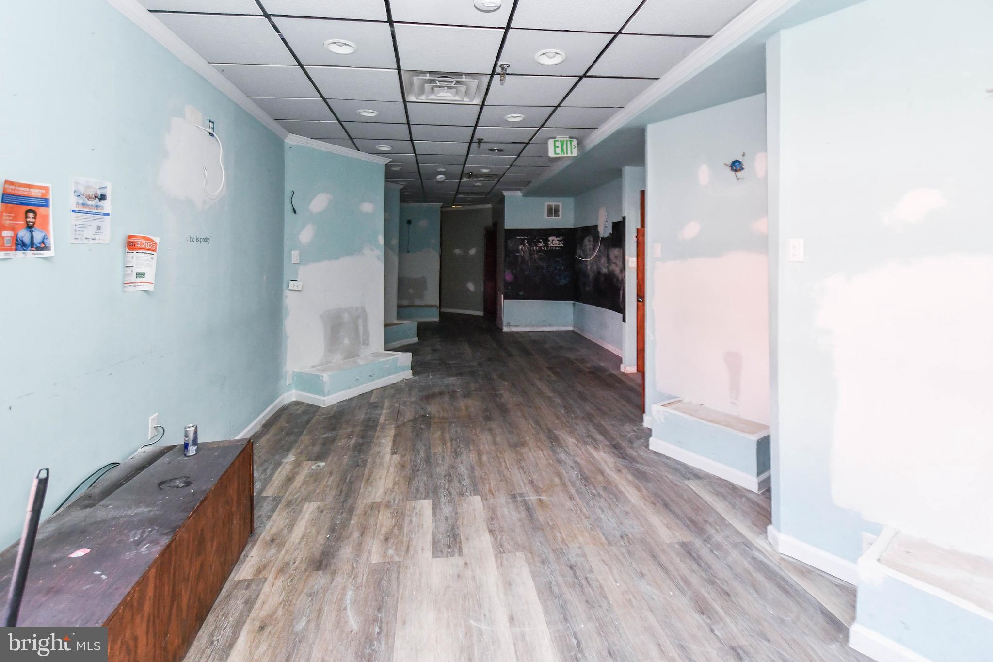 FAIRMOUNT HEIGHTS - Commercial Lease