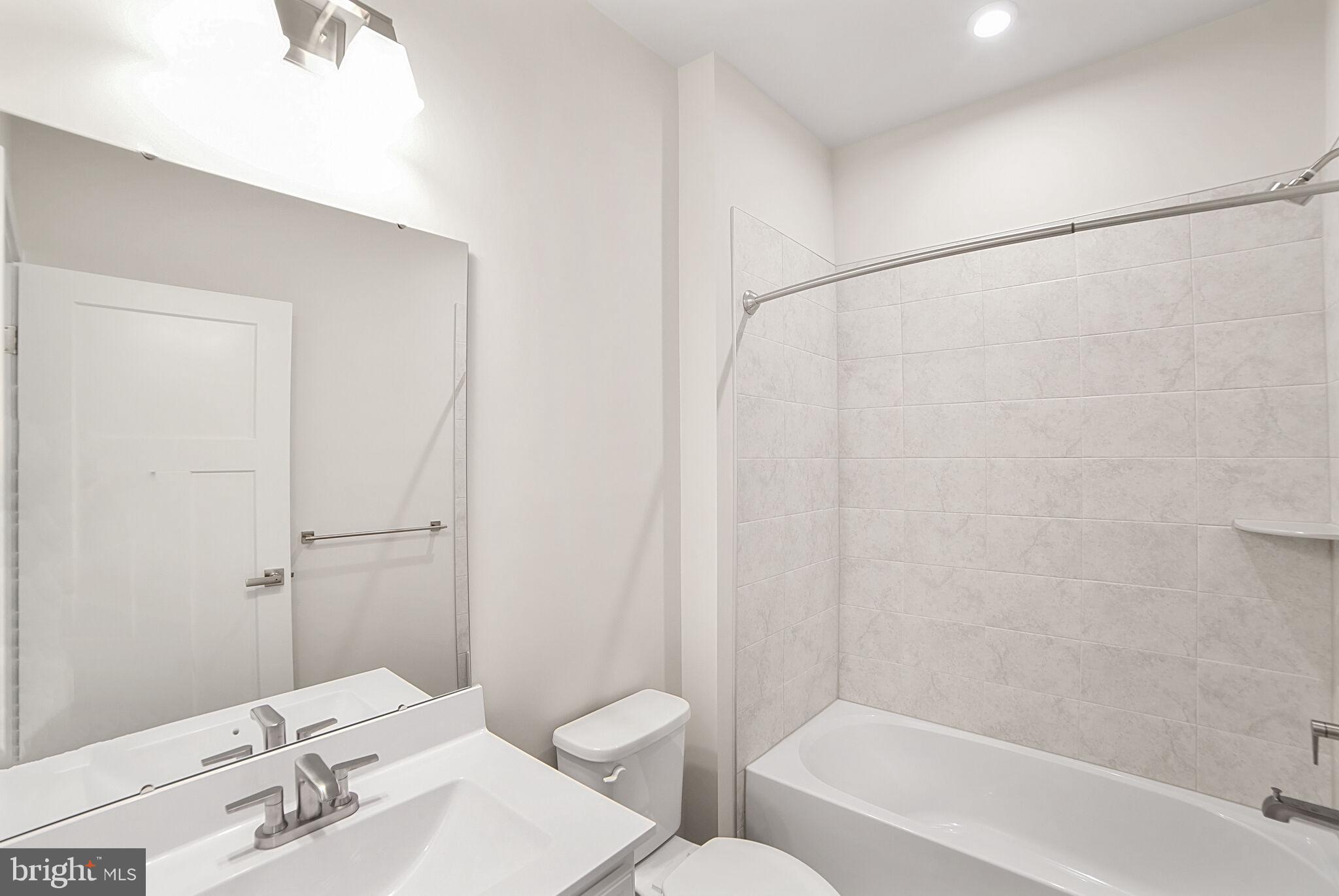 BELLE AIR TOWNHOMES - Residential Lease