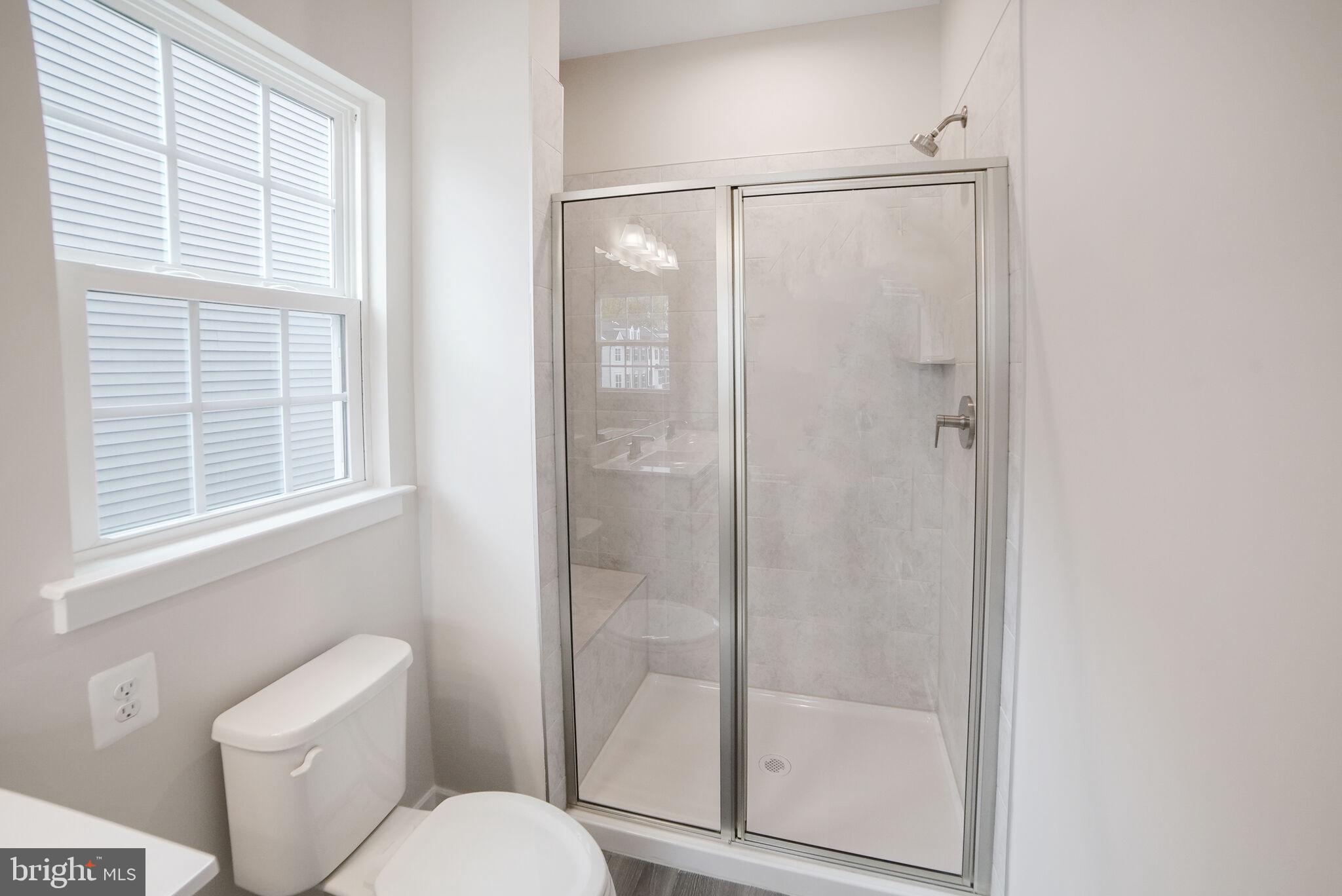 BELLE AIR TOWNHOMES - Residential Lease