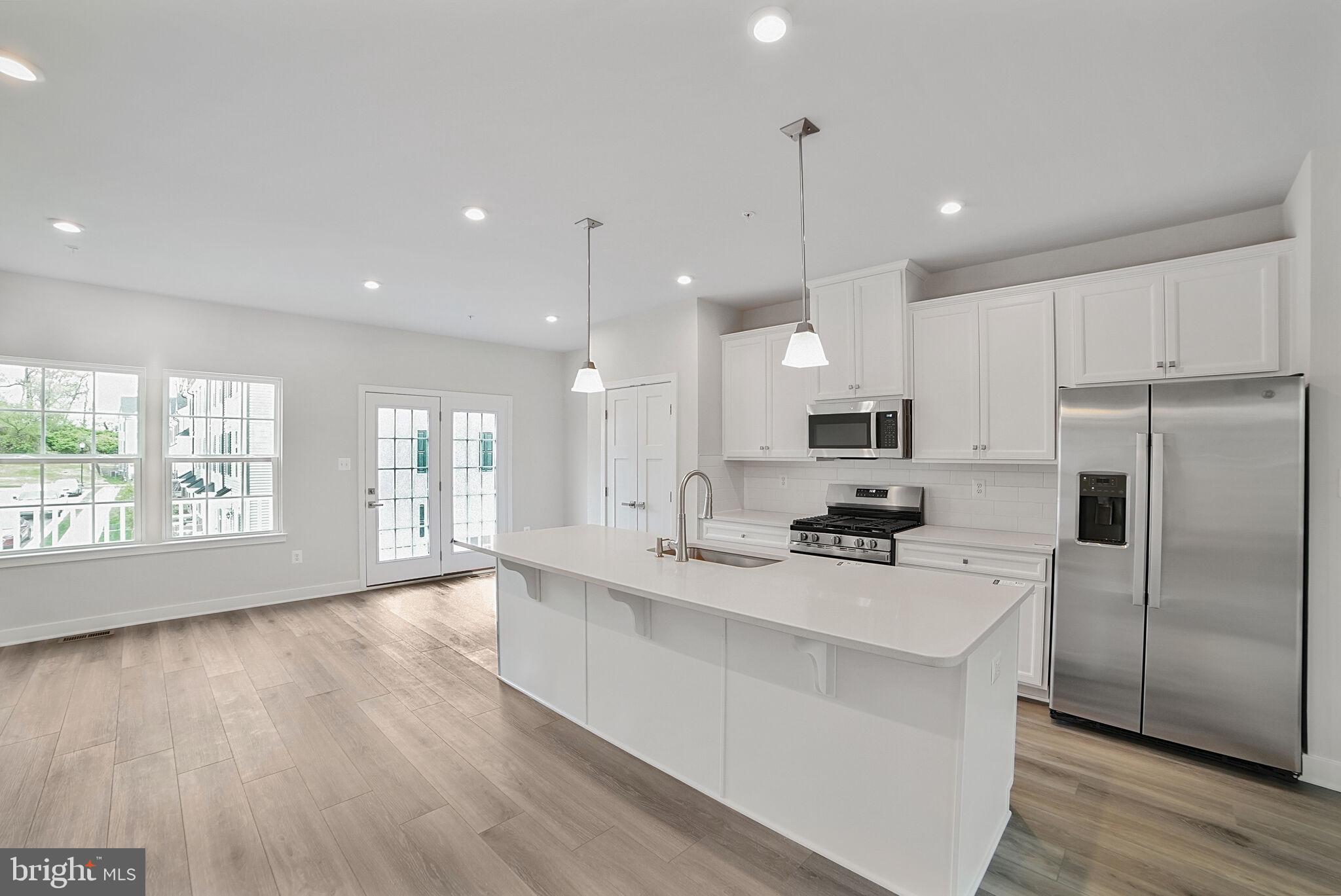 BELLE AIR TOWNHOMES - Residential Lease