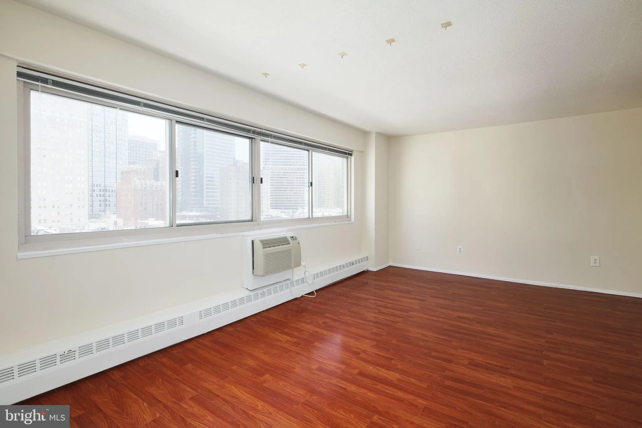 Philadelphia, Pennsylvania 19103, United States, ,1 BathroomBathrooms,Residential,Active,208284