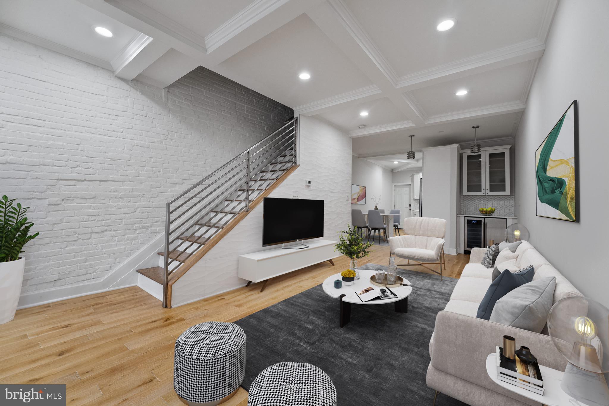 BROADWAY EAST - Residential Lease