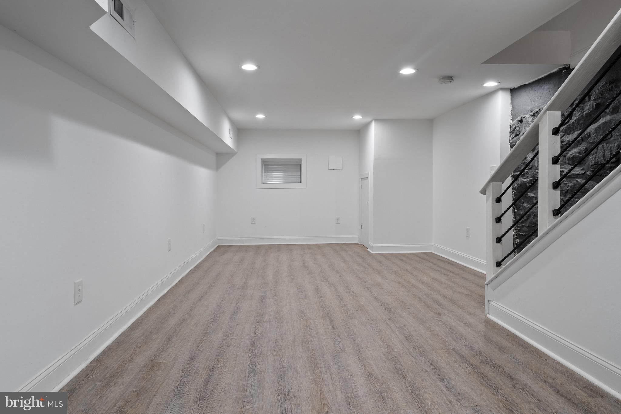 BROADWAY EAST - Residential Lease