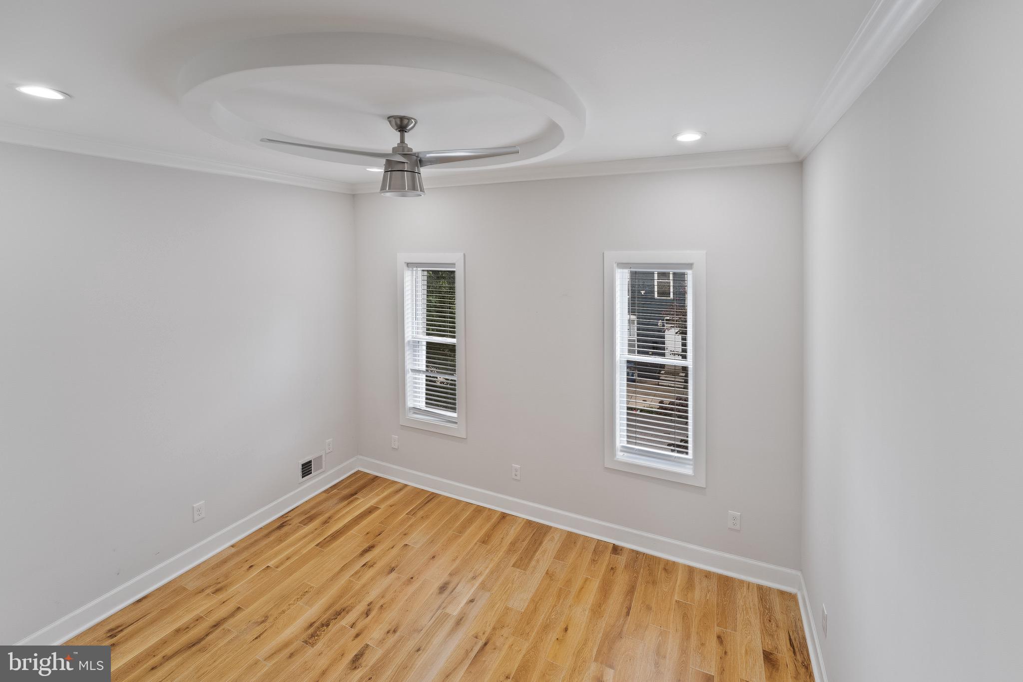 BROADWAY EAST - Residential Lease