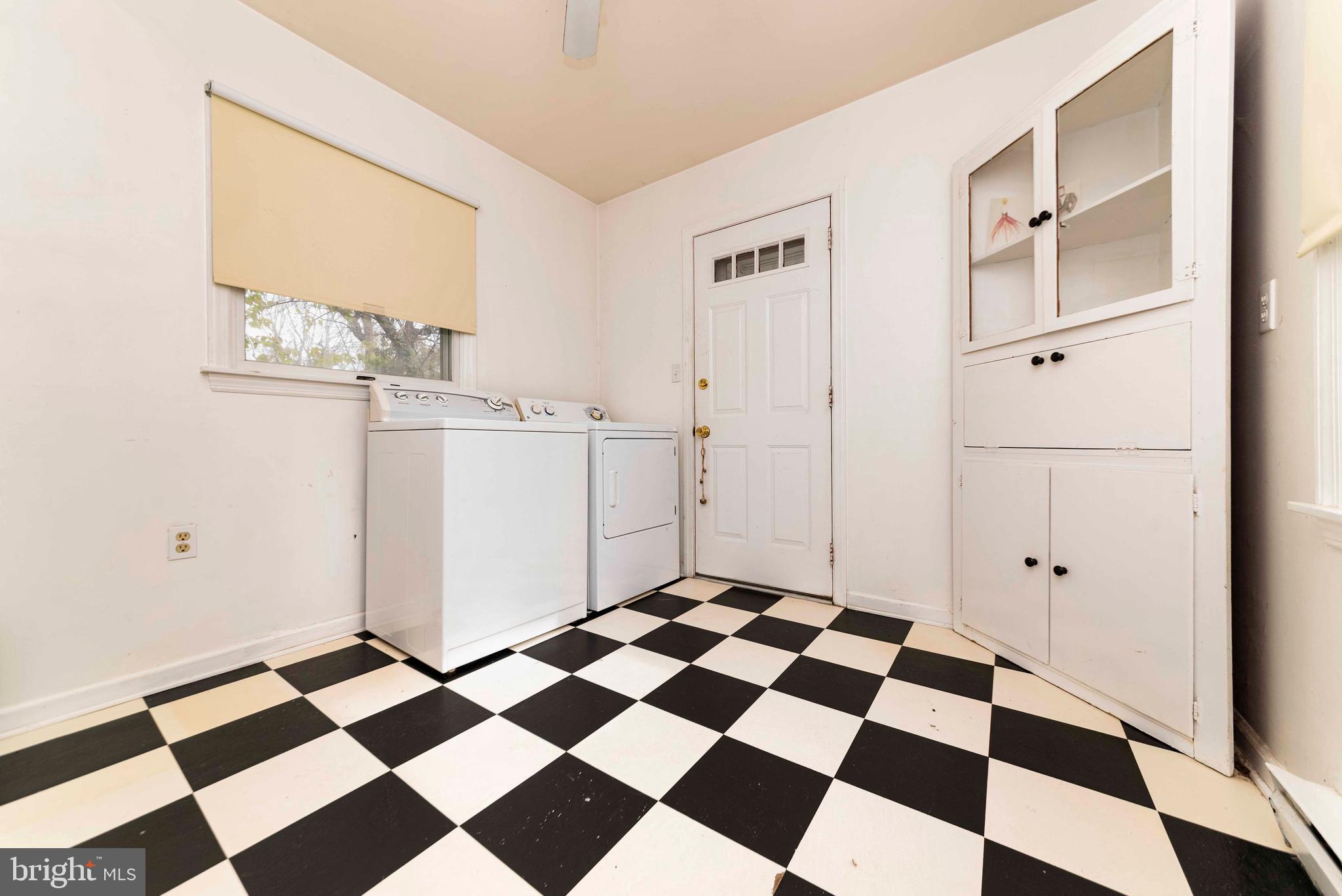 EASTON - Residential