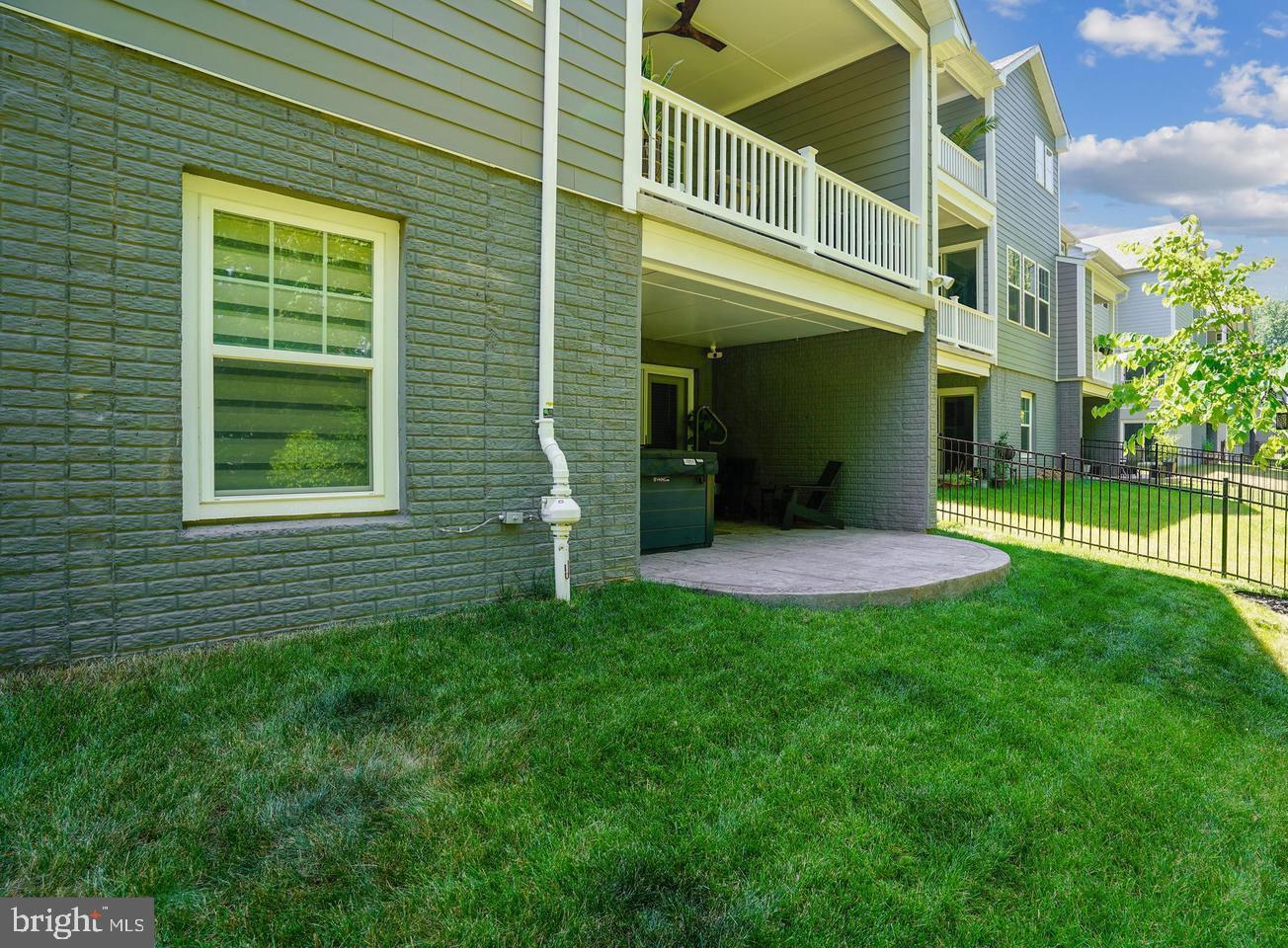 POTOMAC SHORES - Residential Lease