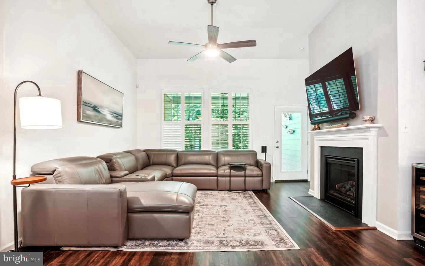 POTOMAC SHORES - Residential Lease