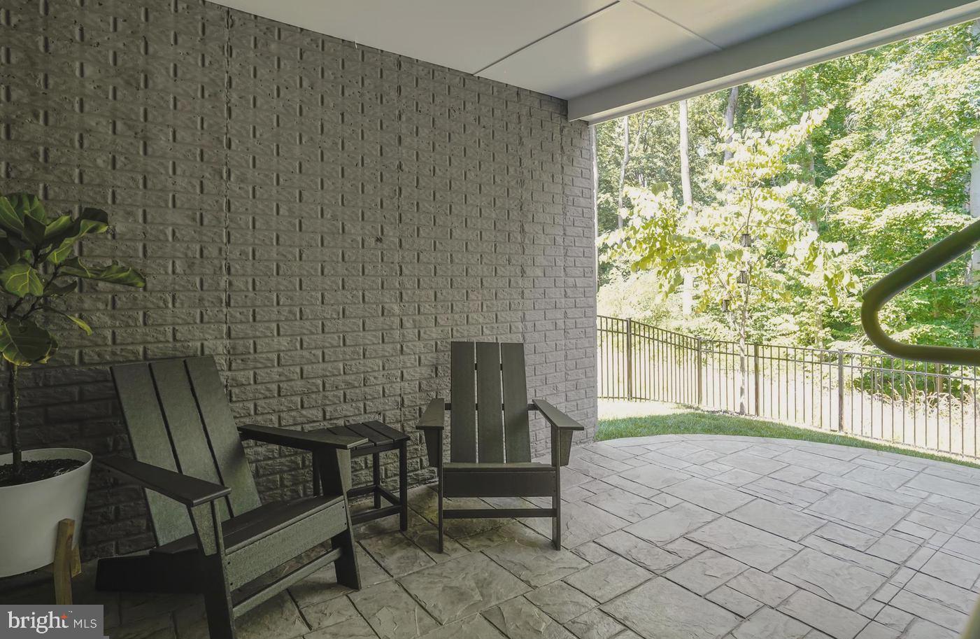 POTOMAC SHORES - Residential Lease