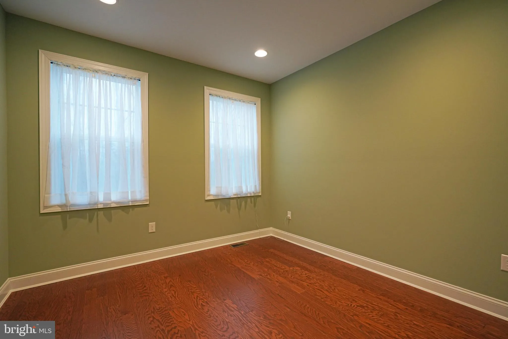 Rehoboth Beach, Delaware 19971, United States, 3 Bedrooms Bedrooms, ,2 BathroomsBathrooms,Residential,Active,112042