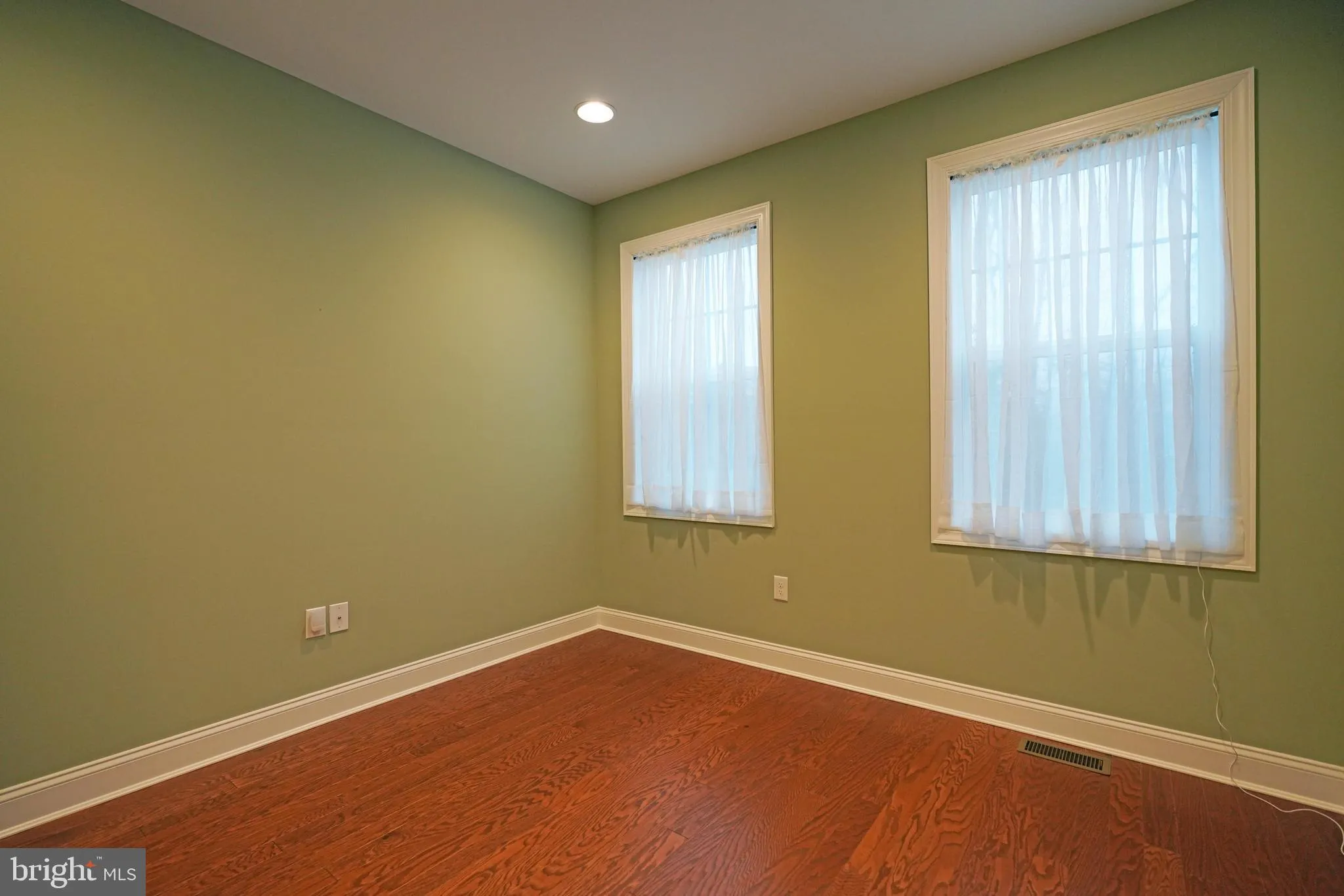 Rehoboth Beach, Delaware 19971, United States, 3 Bedrooms Bedrooms, ,2 BathroomsBathrooms,Residential,Active,112042