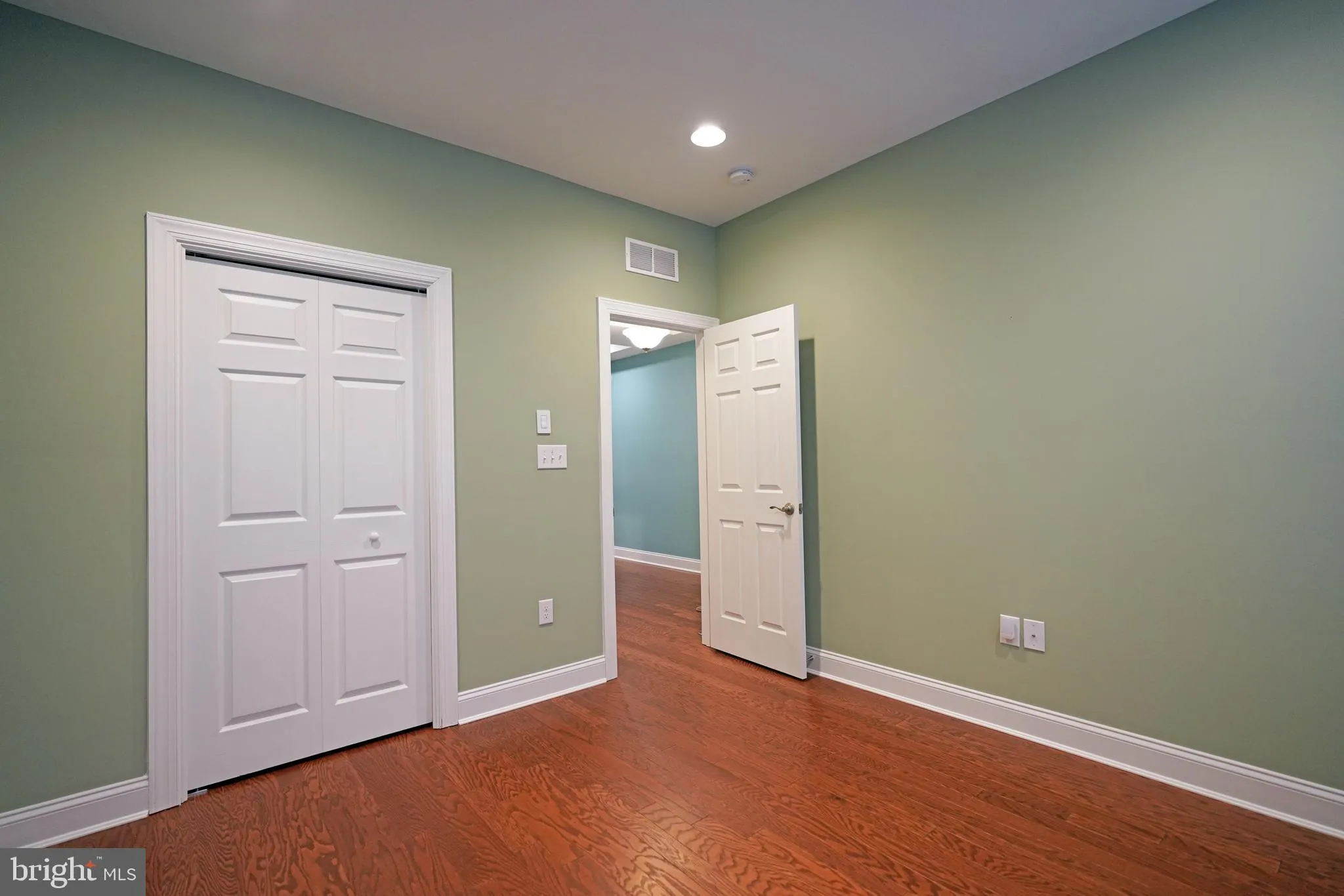 Rehoboth Beach, Delaware 19971, United States, 3 Bedrooms Bedrooms, ,2 BathroomsBathrooms,Residential,Active,112042