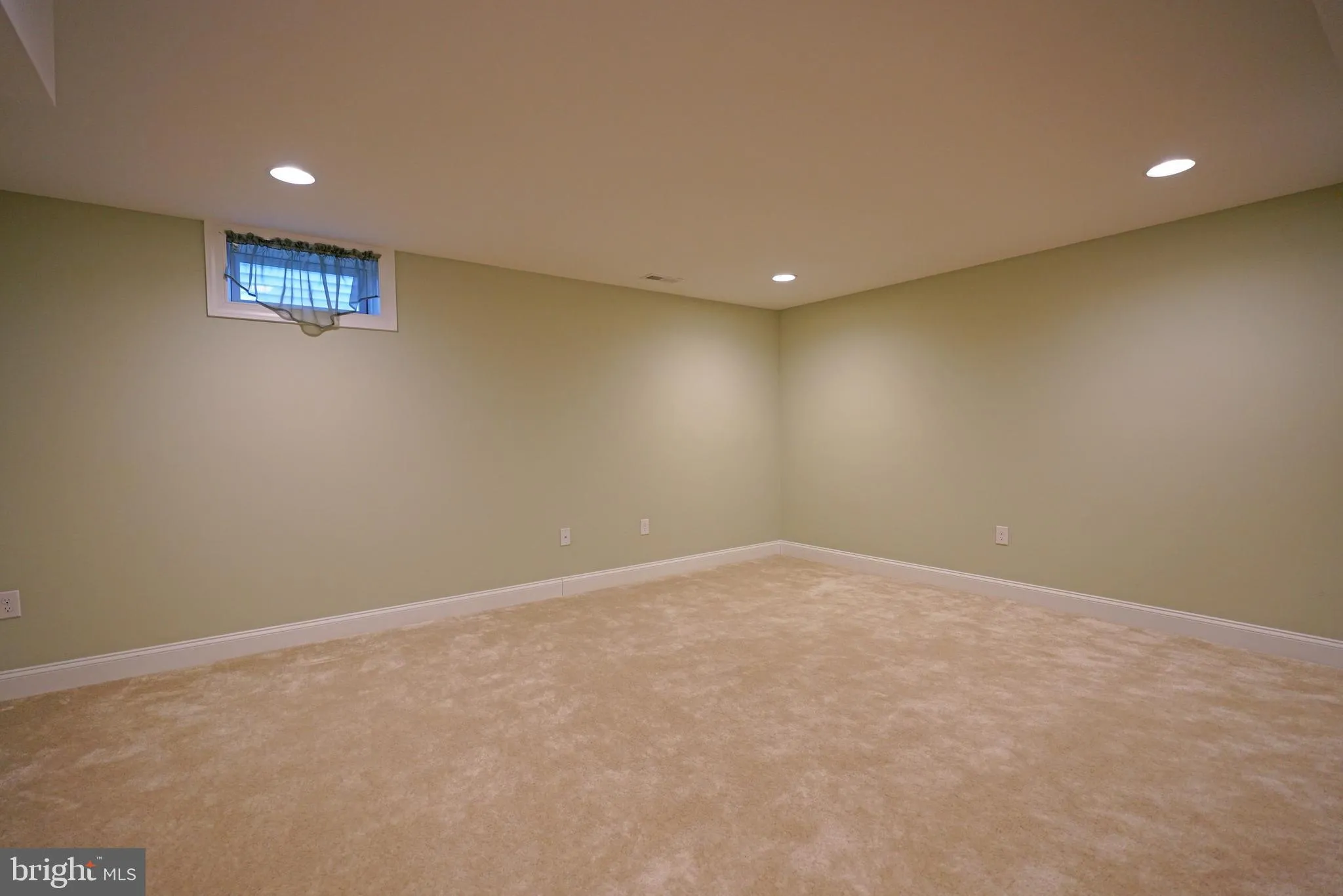 Rehoboth Beach, Delaware 19971, United States, 3 Bedrooms Bedrooms, ,2 BathroomsBathrooms,Residential,Active,112042