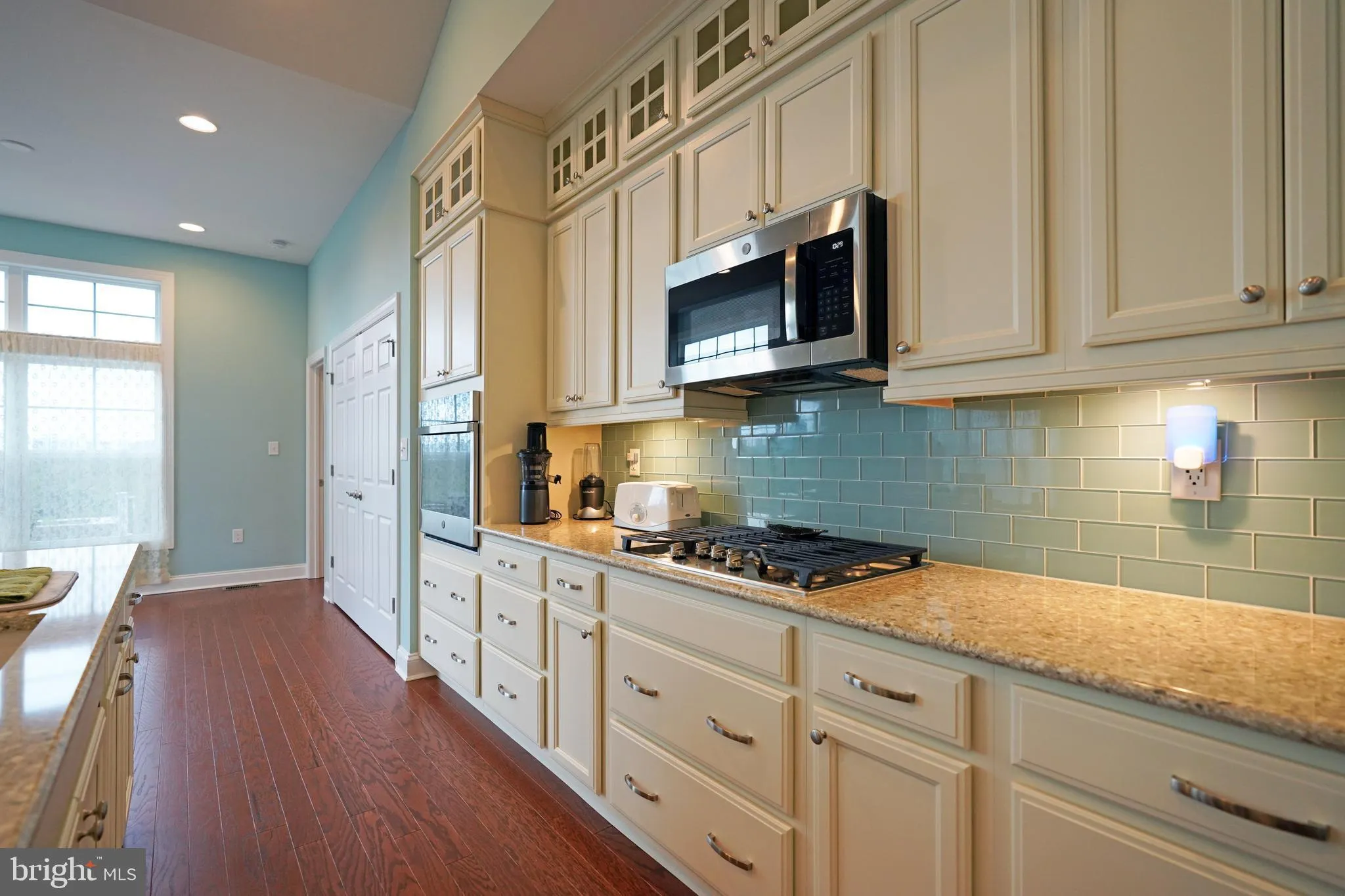 Rehoboth Beach, Delaware 19971, United States, 3 Bedrooms Bedrooms, ,2 BathroomsBathrooms,Residential,Active,112042