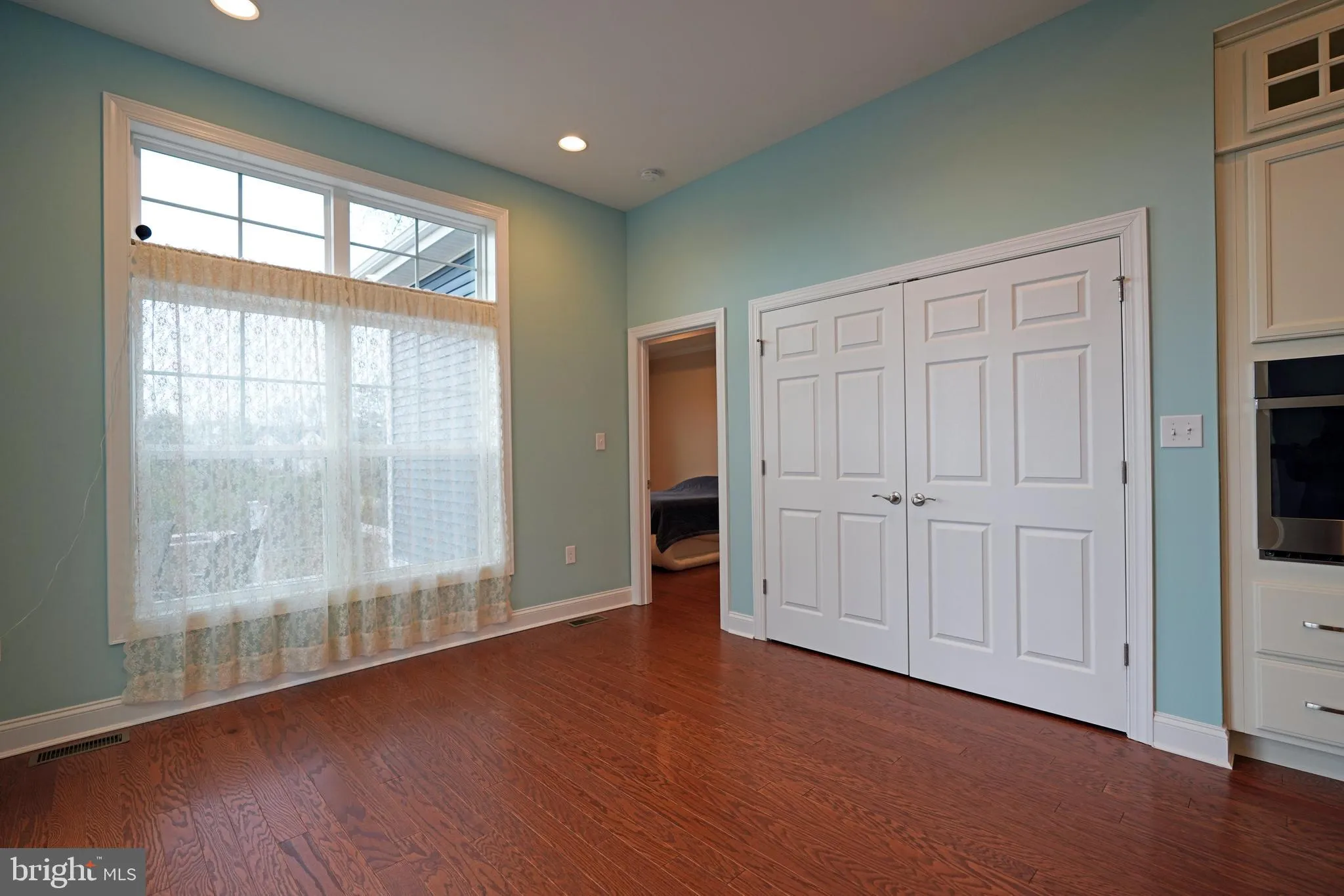 Rehoboth Beach, Delaware 19971, United States, 3 Bedrooms Bedrooms, ,2 BathroomsBathrooms,Residential,Active,112042