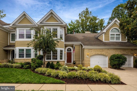 Photo of 1258 Woodbrook Court, RESTON, VA 20194 (MLS # VAFX2318958)