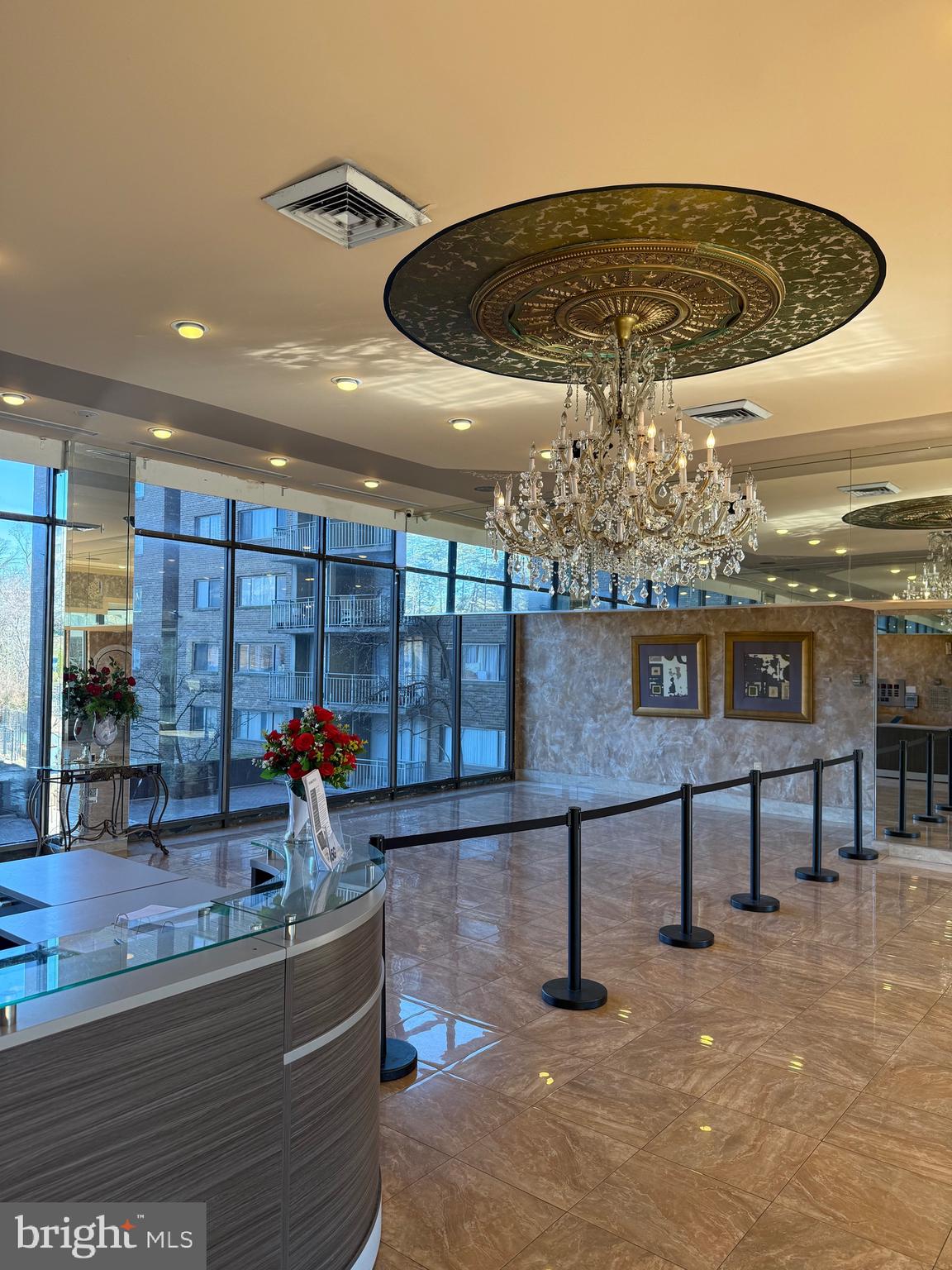 PRESIDENTIAL TOWERS - Residential Lease