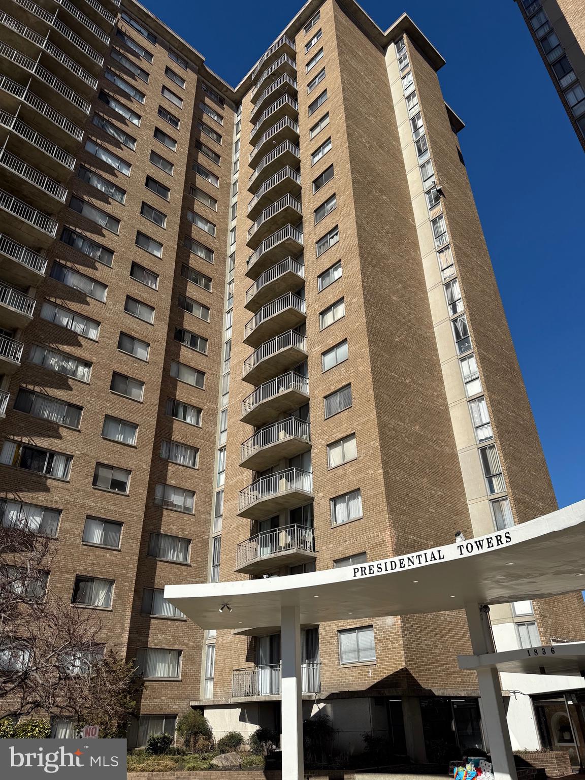 PRESIDENTIAL TOWERS - Residential Lease