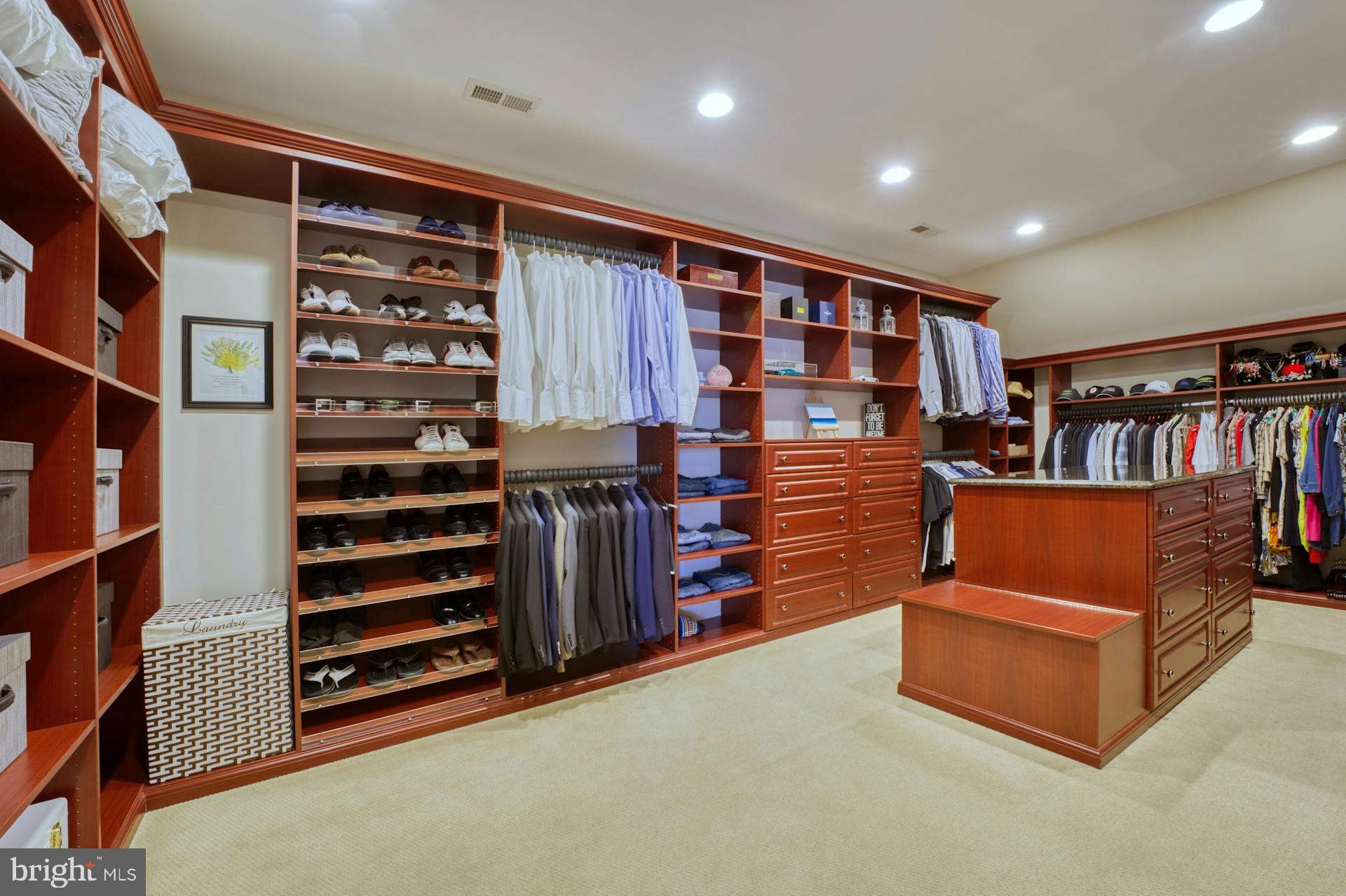 BEACON HILL - Residential