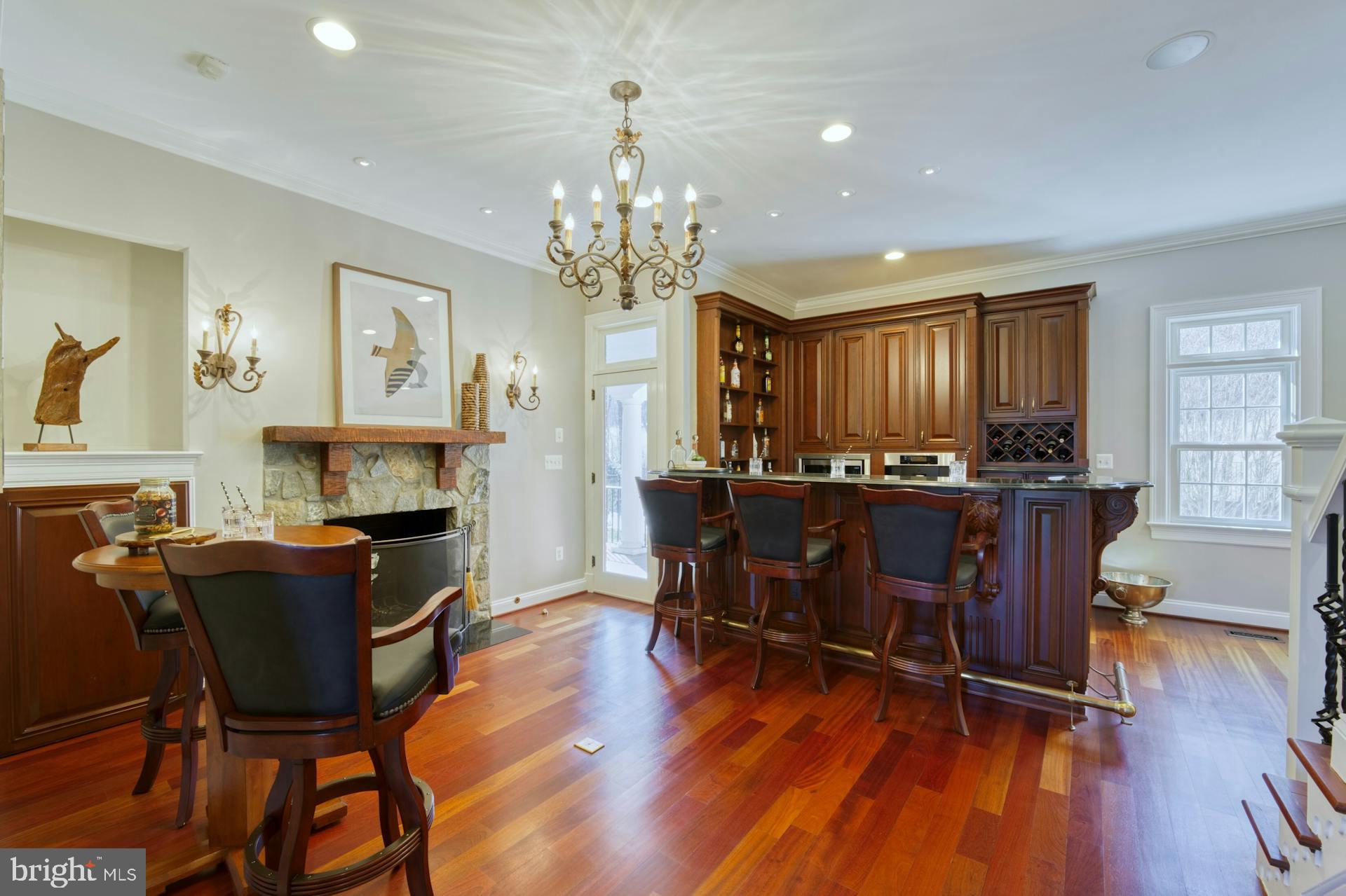 BEACON HILL - Residential