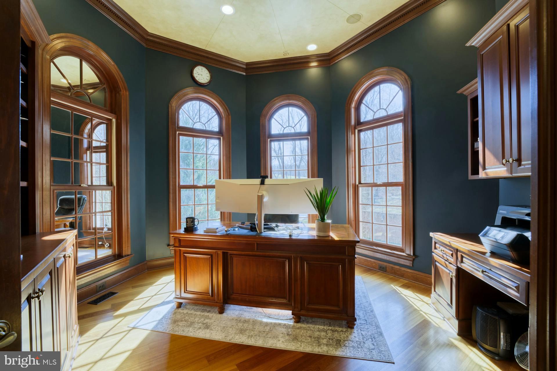 BEACON HILL - Residential