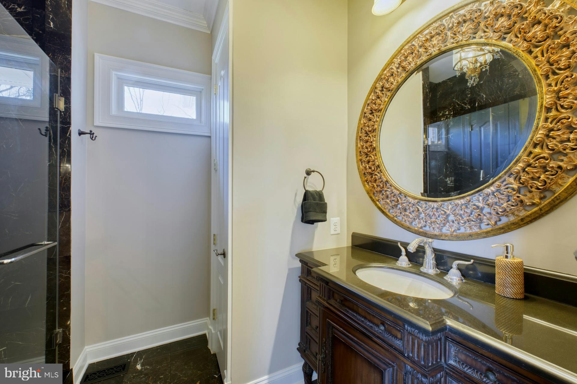 BEACON HILL - Residential