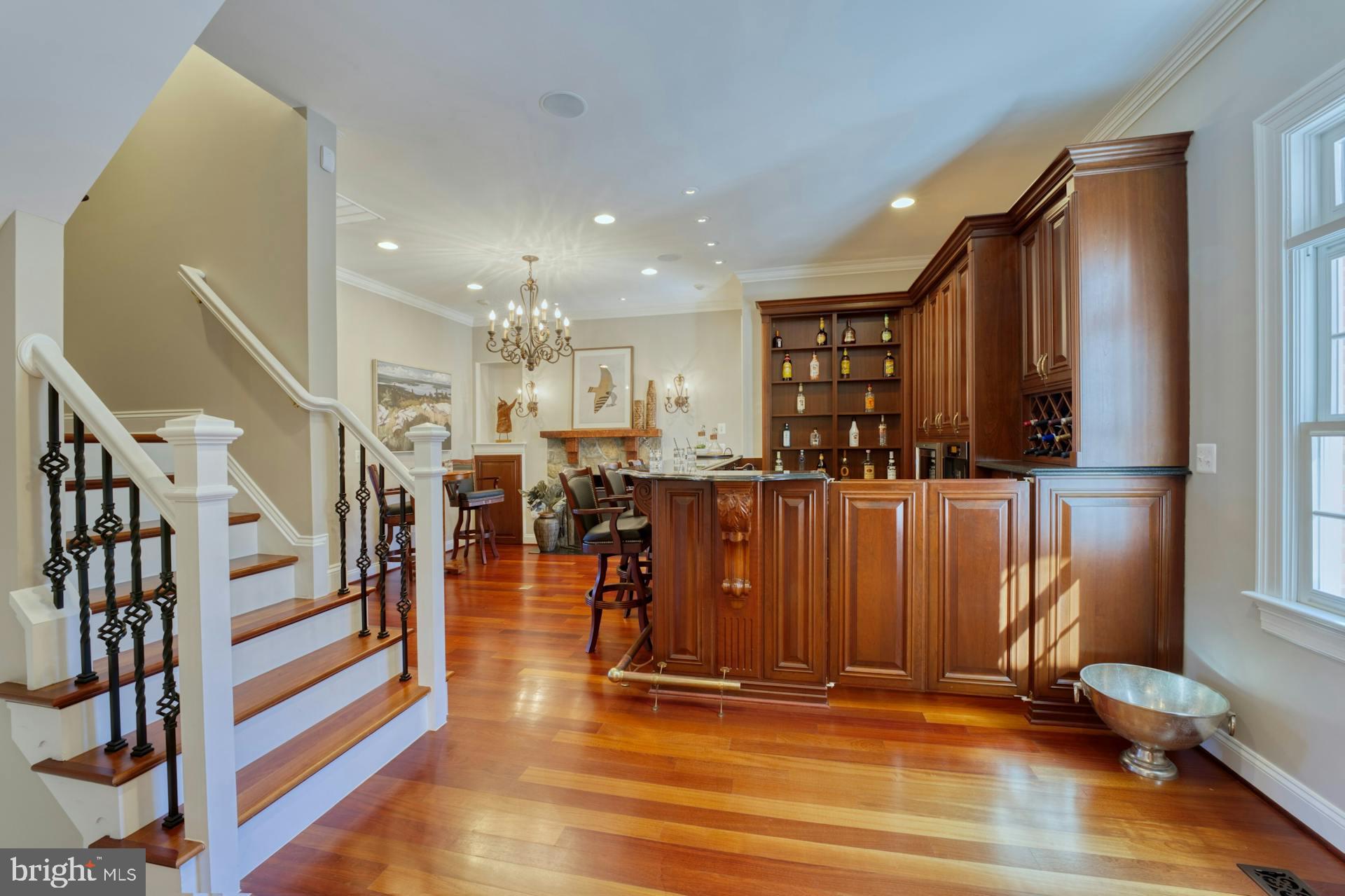 BEACON HILL - Residential