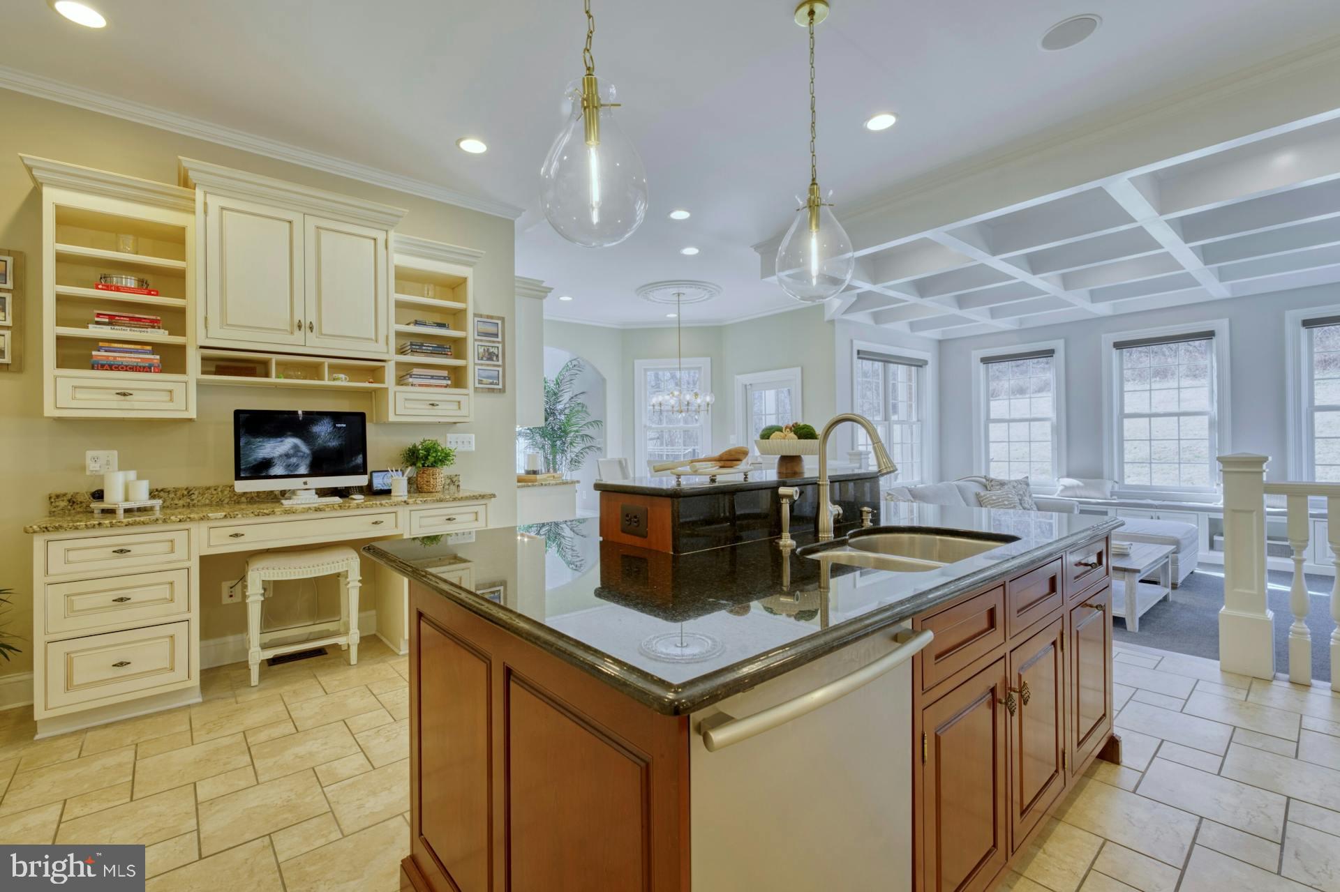 BEACON HILL - Residential