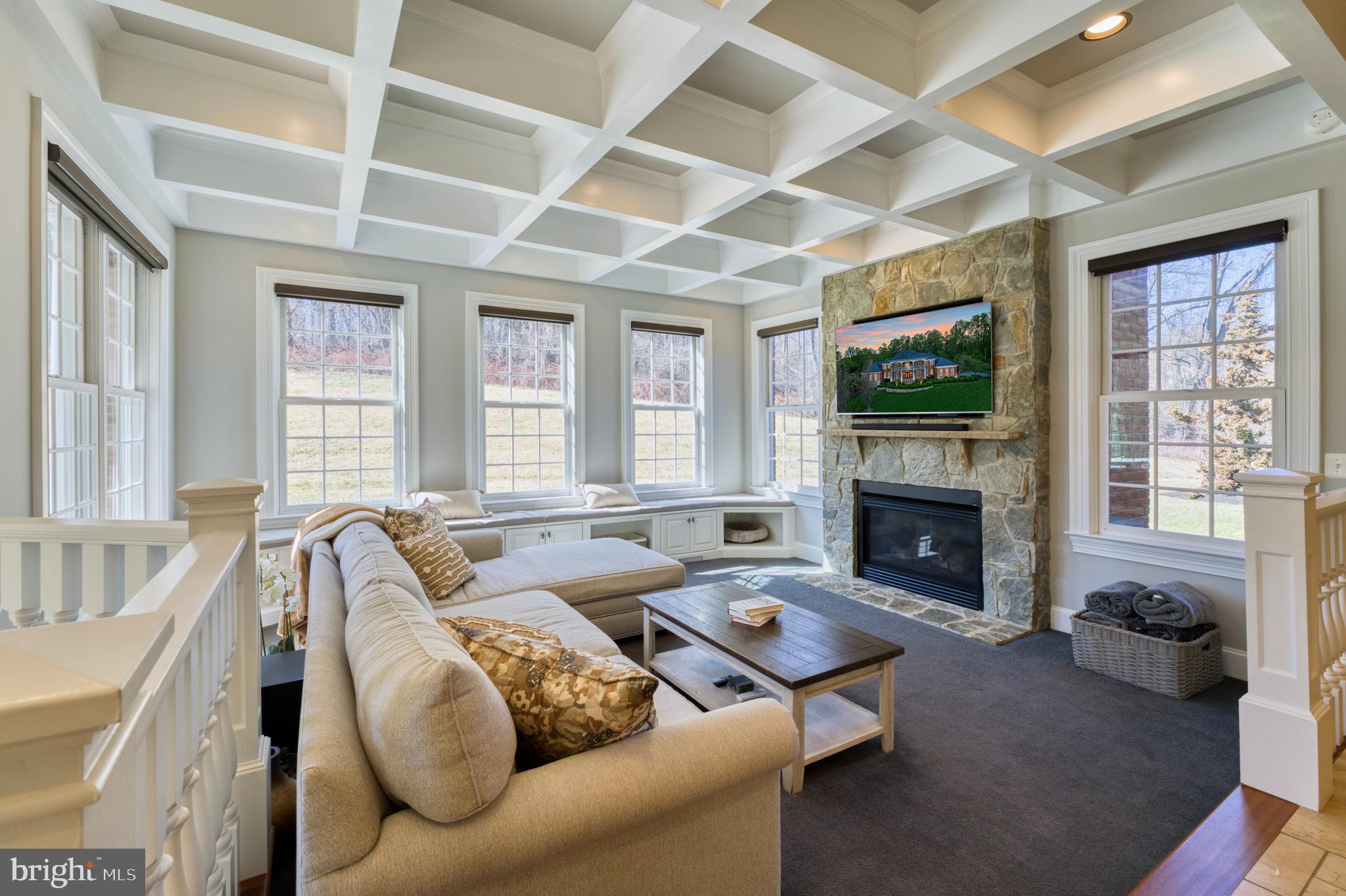 BEACON HILL - Residential