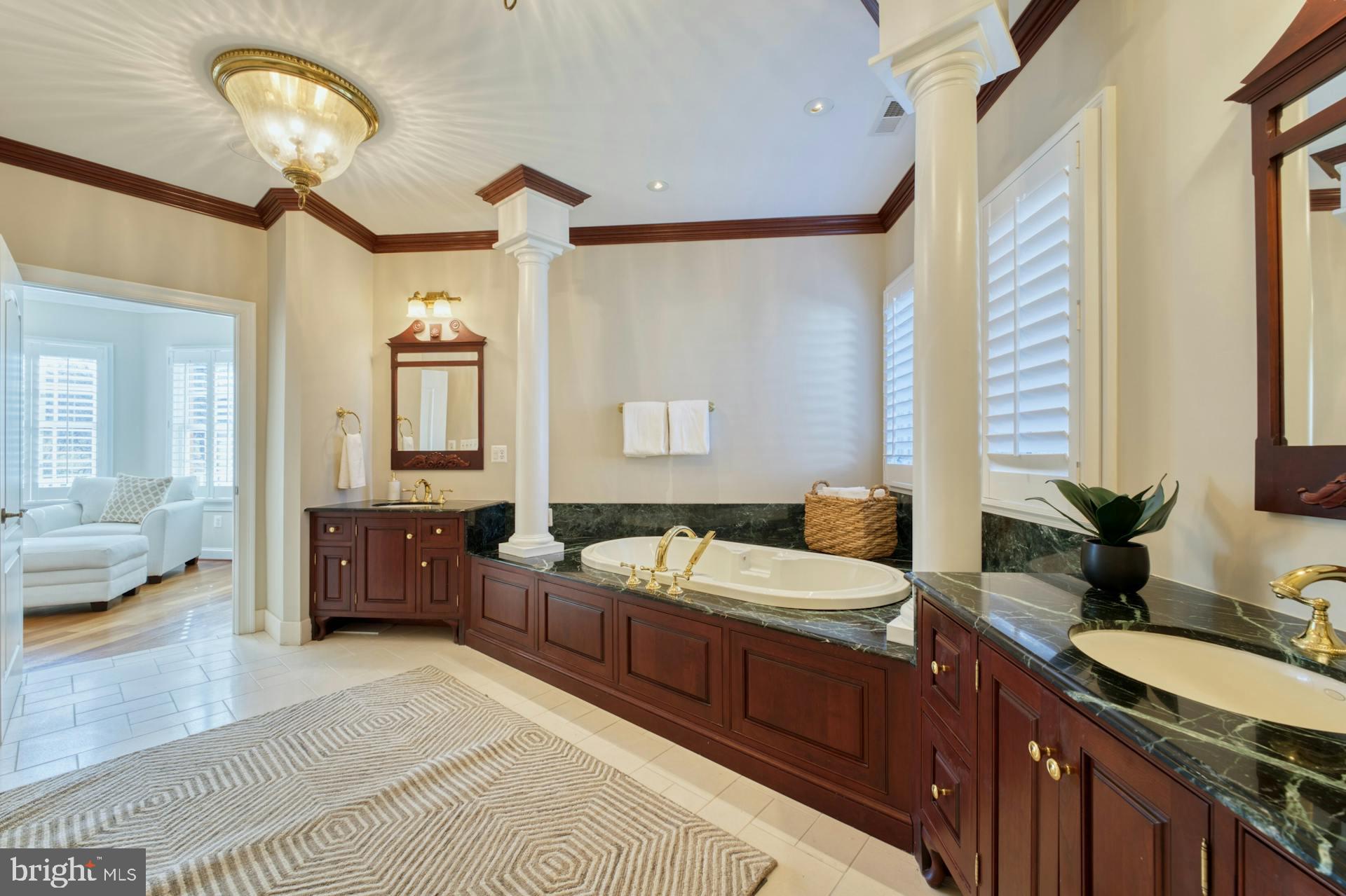 BEACON HILL - Residential