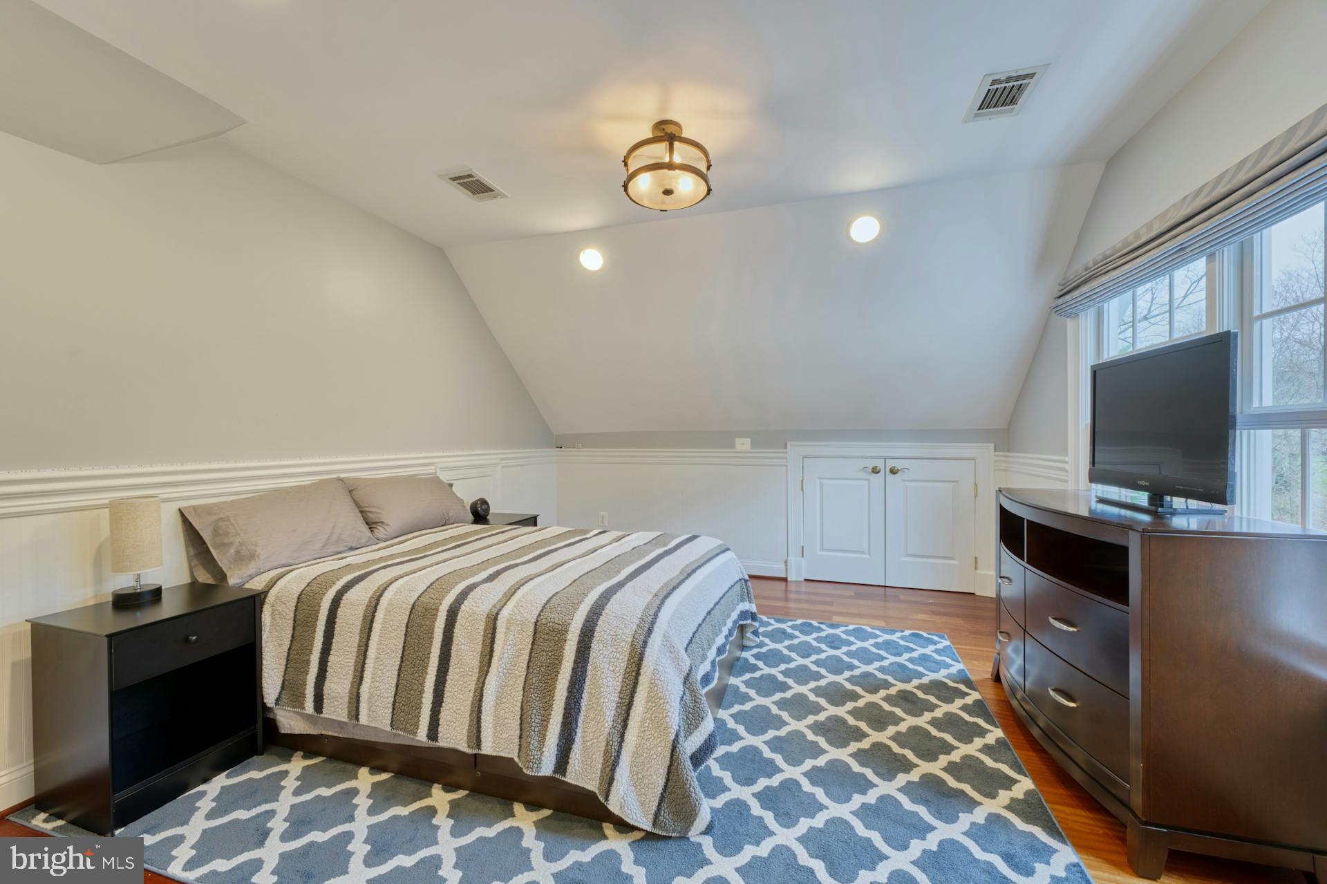 BEACON HILL - Residential