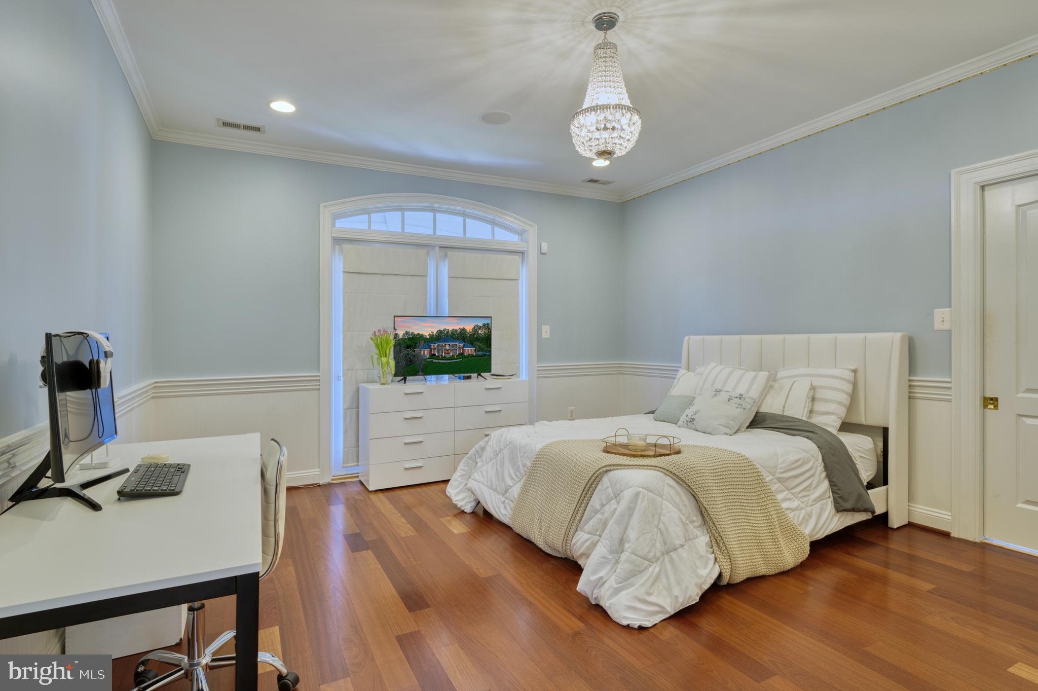 BEACON HILL - Residential