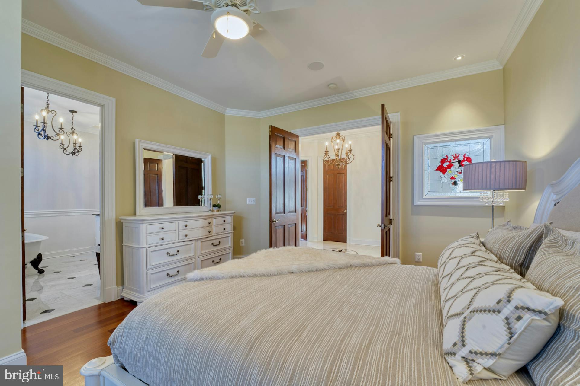 BEACON HILL - Residential