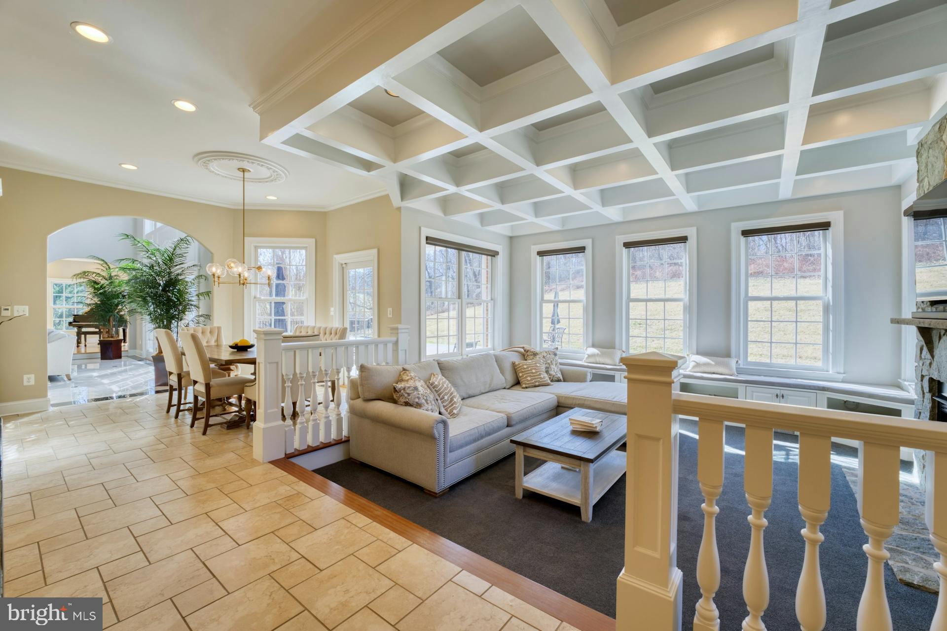 BEACON HILL - Residential