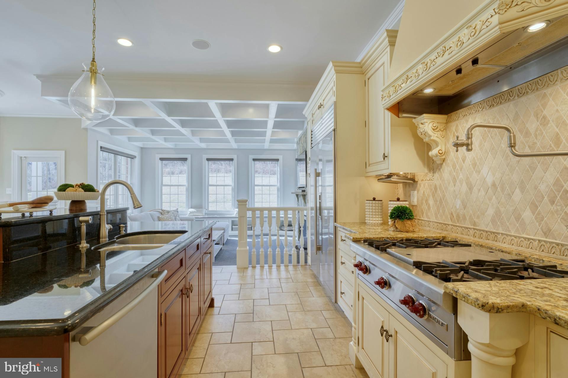 BEACON HILL - Residential