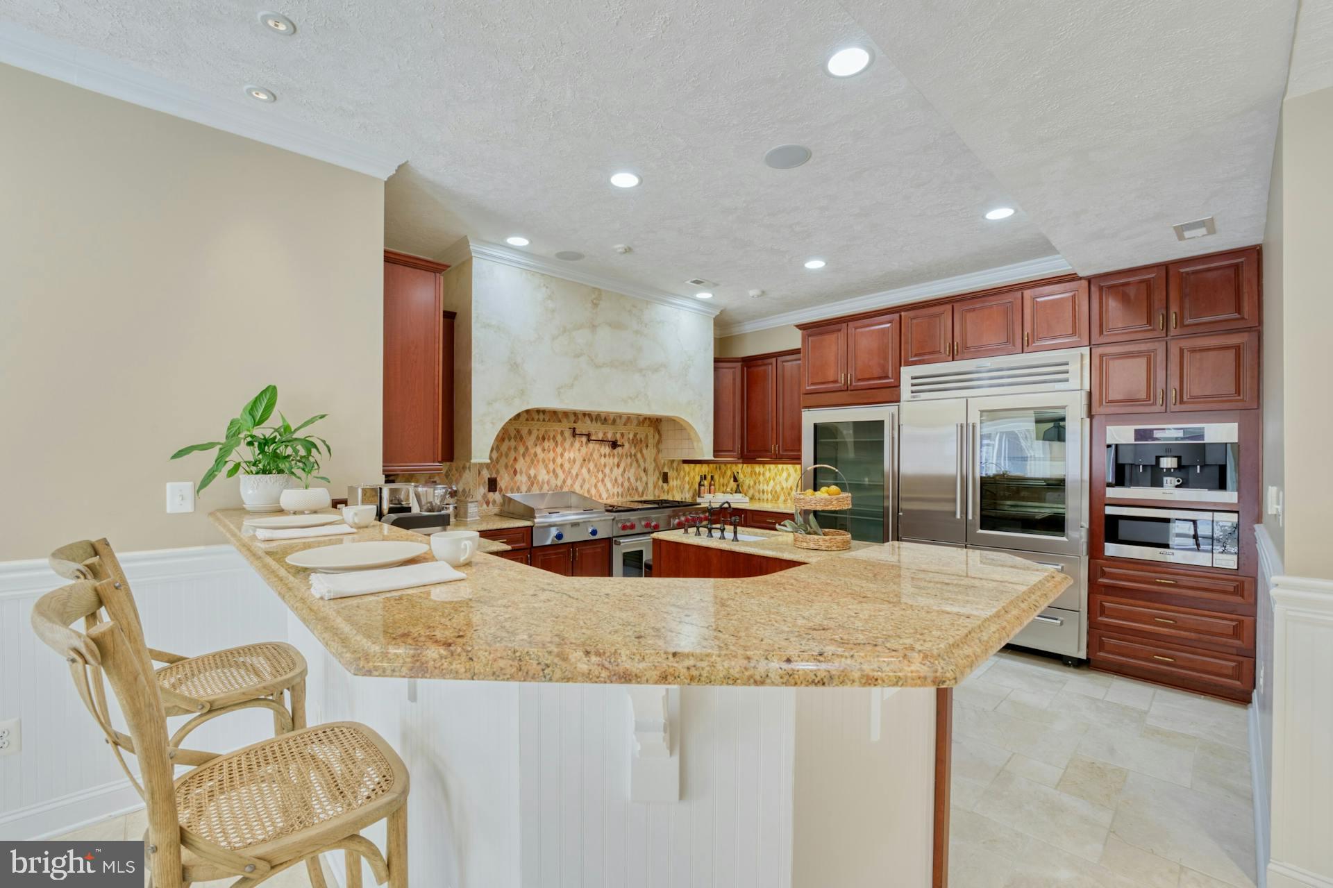 BEACON HILL - Residential